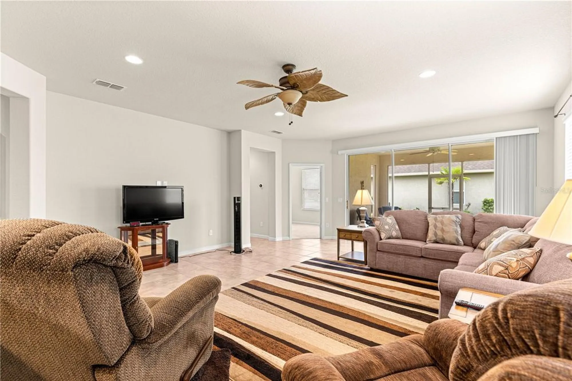 Property Slideshow image 12 of 58 | 9090 sw 73rd ln, Ocala, FL, 34481