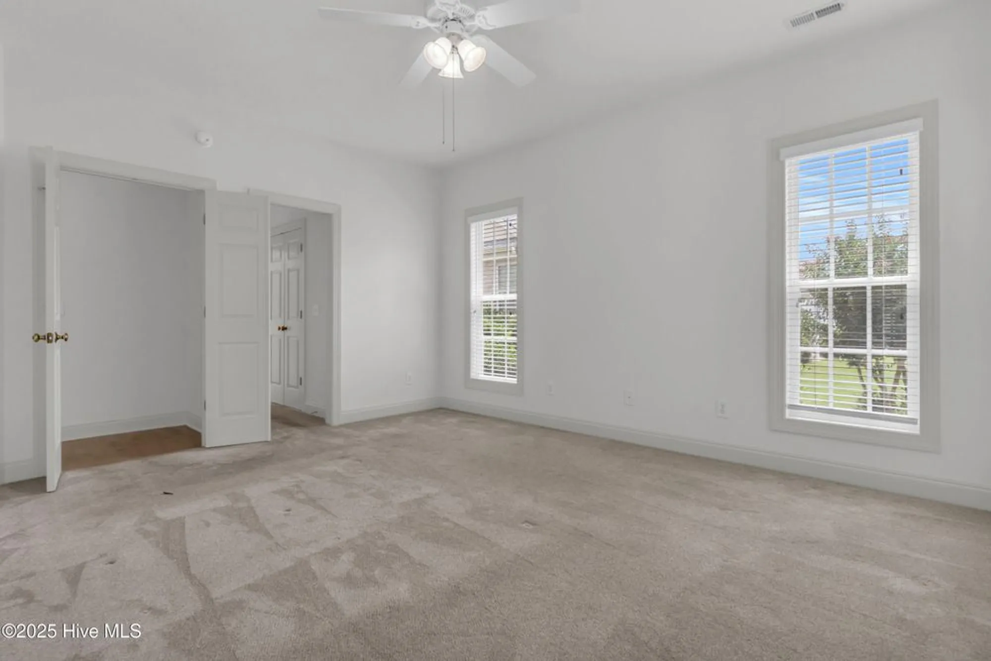 Property Slideshow image 24 of 74 | 2904 legends dr, Southport, NC, 28461