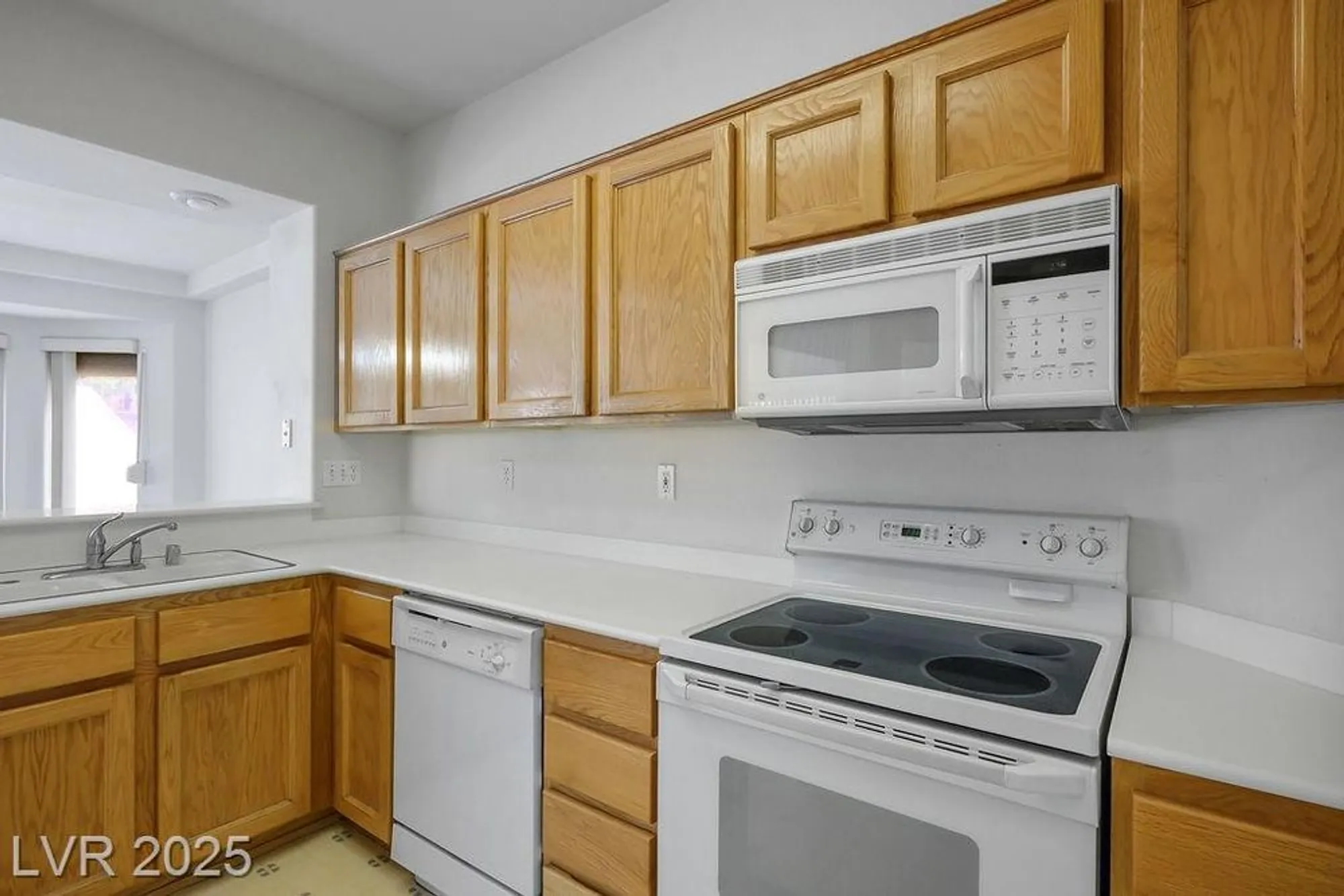 Property Slideshow image 10 of 71 | 11029 rackhurst ave, Las Vegas, NV, 89134