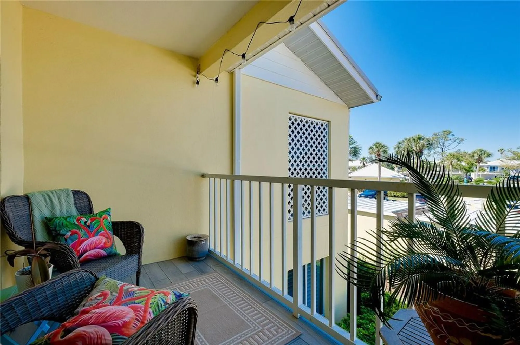 Property Slideshow image 23 of 36 | 410 cerromar cir 240, Venice, FL, 34293