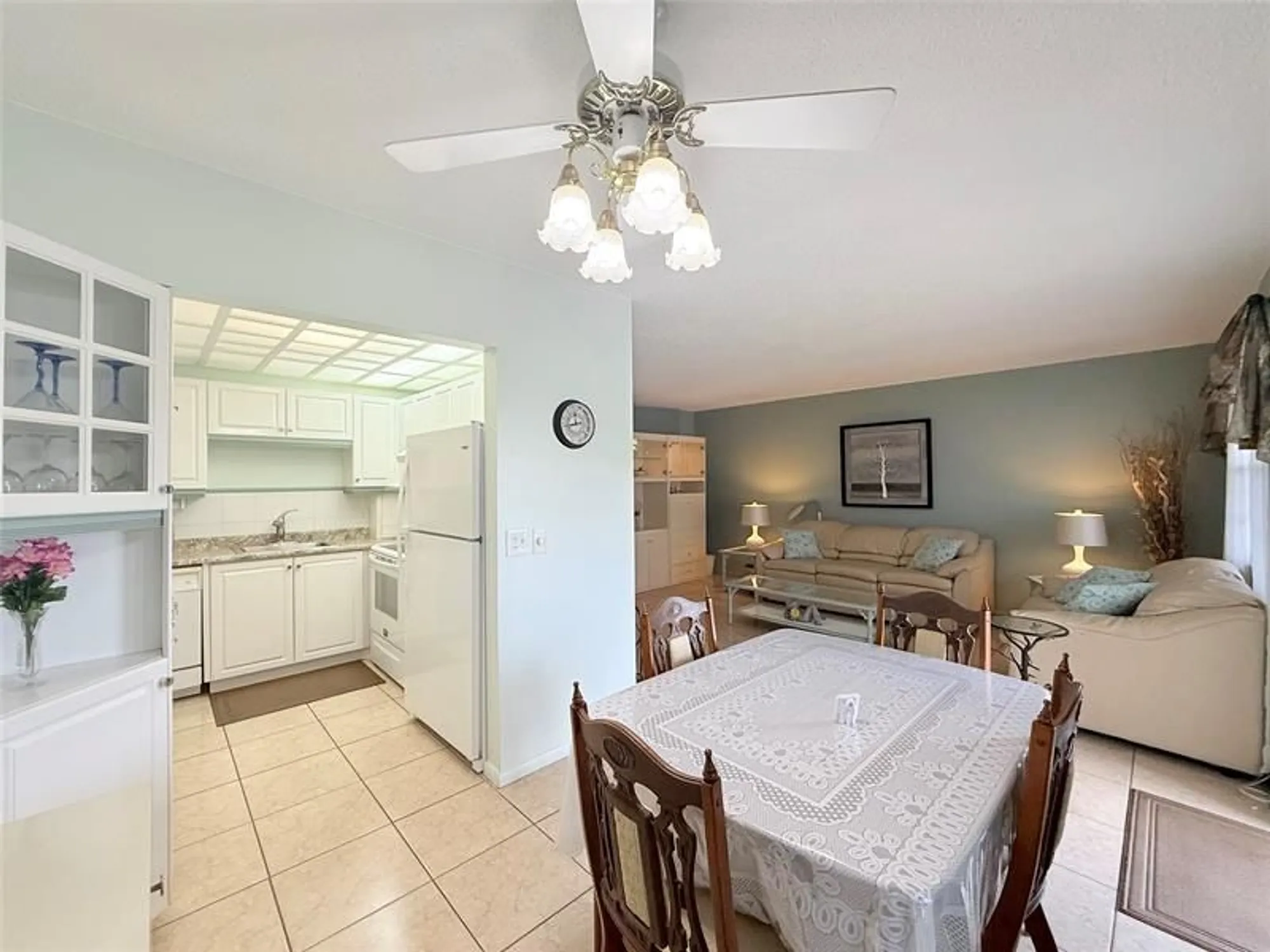 Property Slideshow image 7 of 45 | 15 markham a # 15, Deerfield Beach, FL, 33442