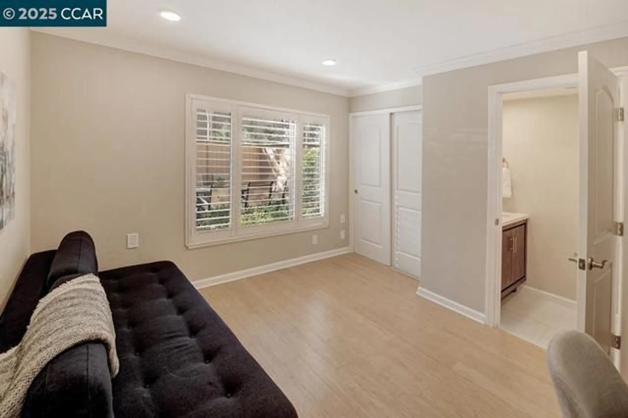 Property Slideshow image 27 of 53 | 1136 rockledge ln apt 6, Walnut Creek, CA, 94595