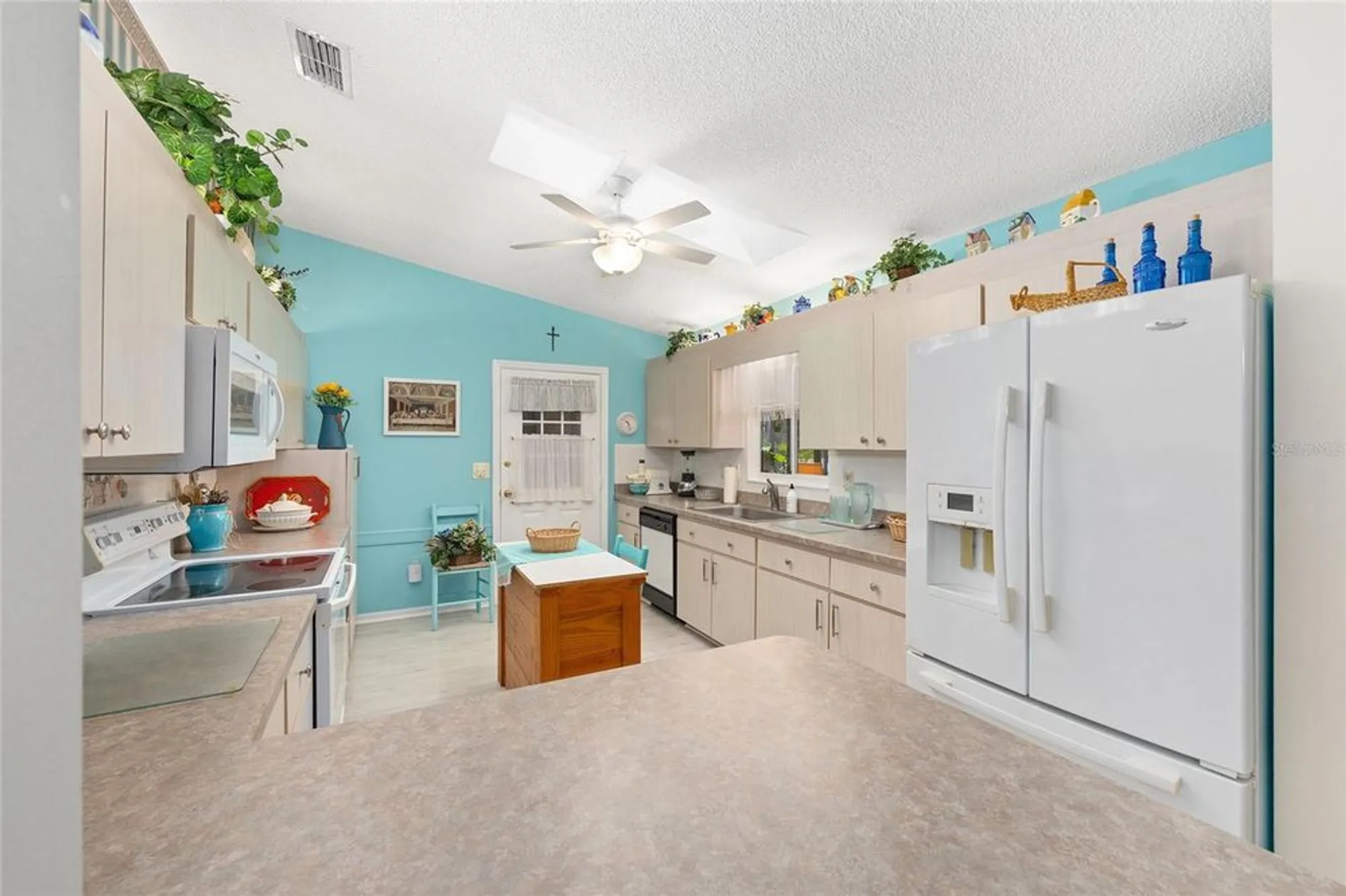 Property Slideshow image 18 of 57 | 17356 se 98th cir, Summerfield, FL, 34491