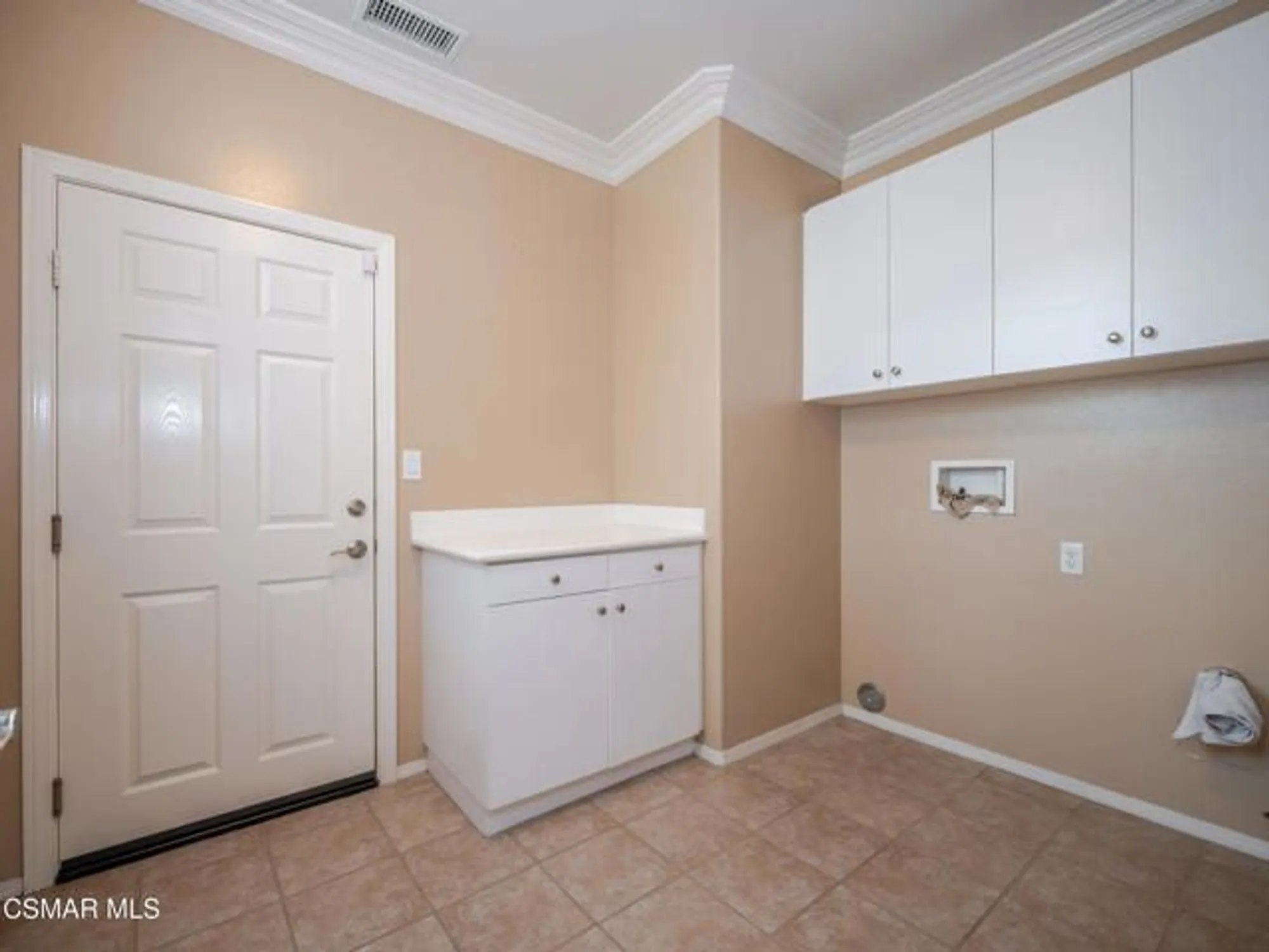 Property Slideshow image 38 of 51 | 23752 noble fir ct, Valencia, CA, 91354