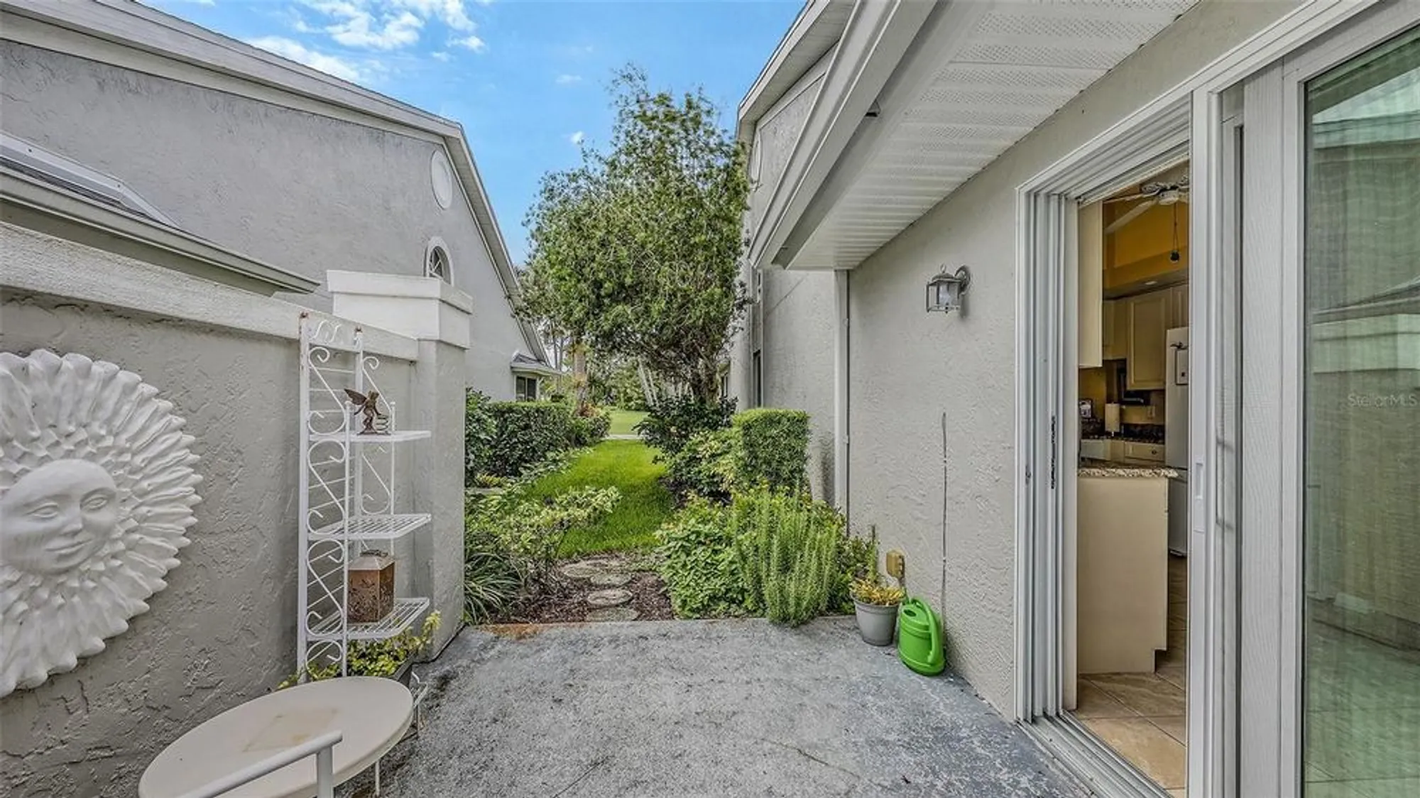 Property Slideshow image 23 of 35 | 5568 country club way, Sarasota, FL, 34243