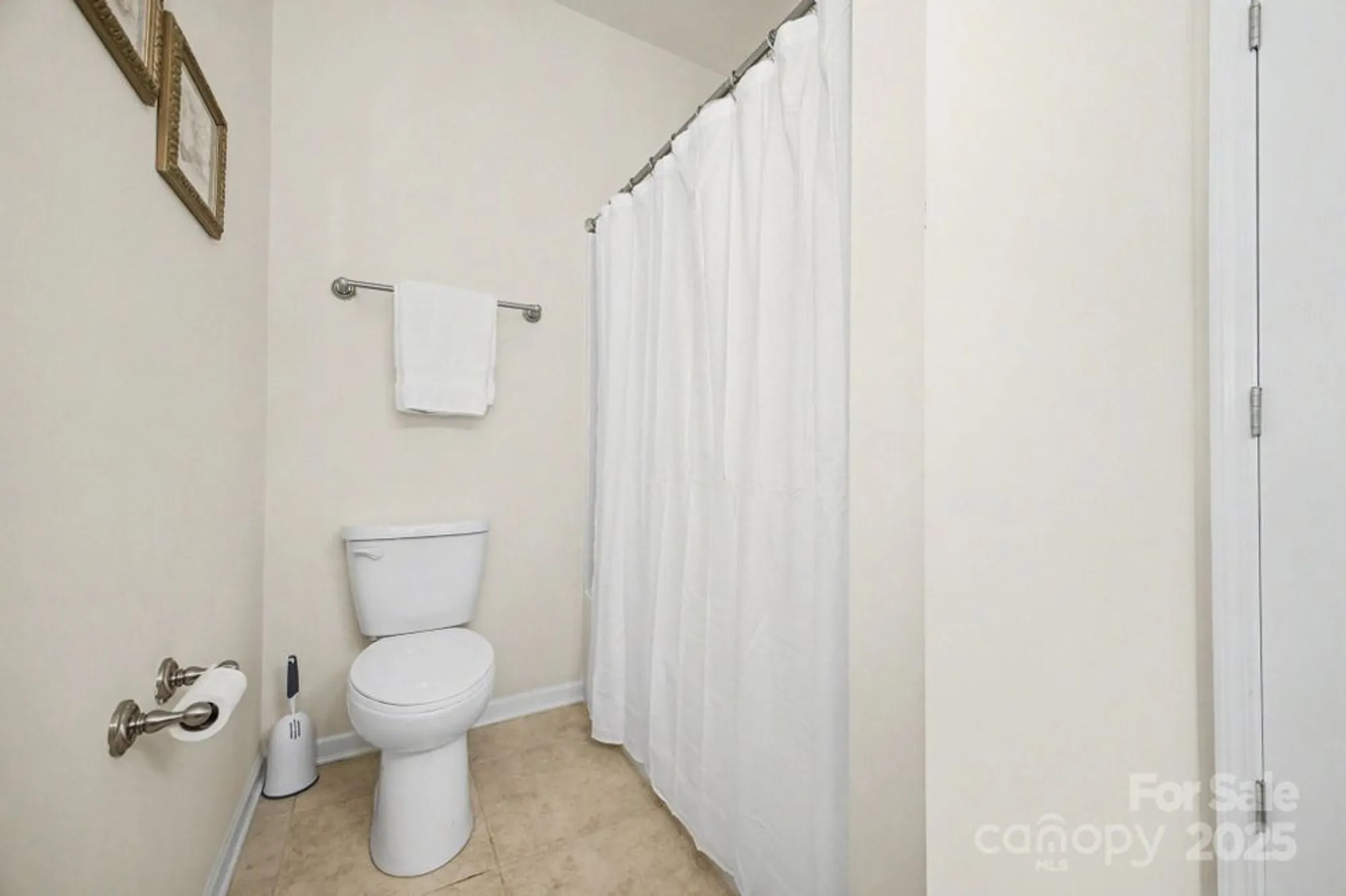 Property Slideshow image 27 of 37 | 2028 bronze leaf dr, Fort Mill, SC, 29707