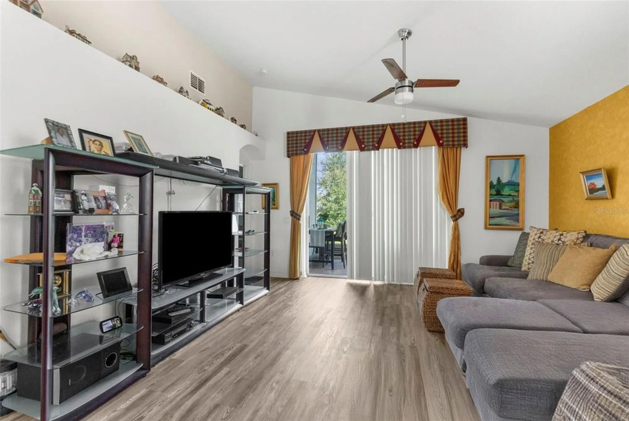 Property Slideshow image 13 of 28 | 11847 spindrift loop, Hudson, FL, 34667