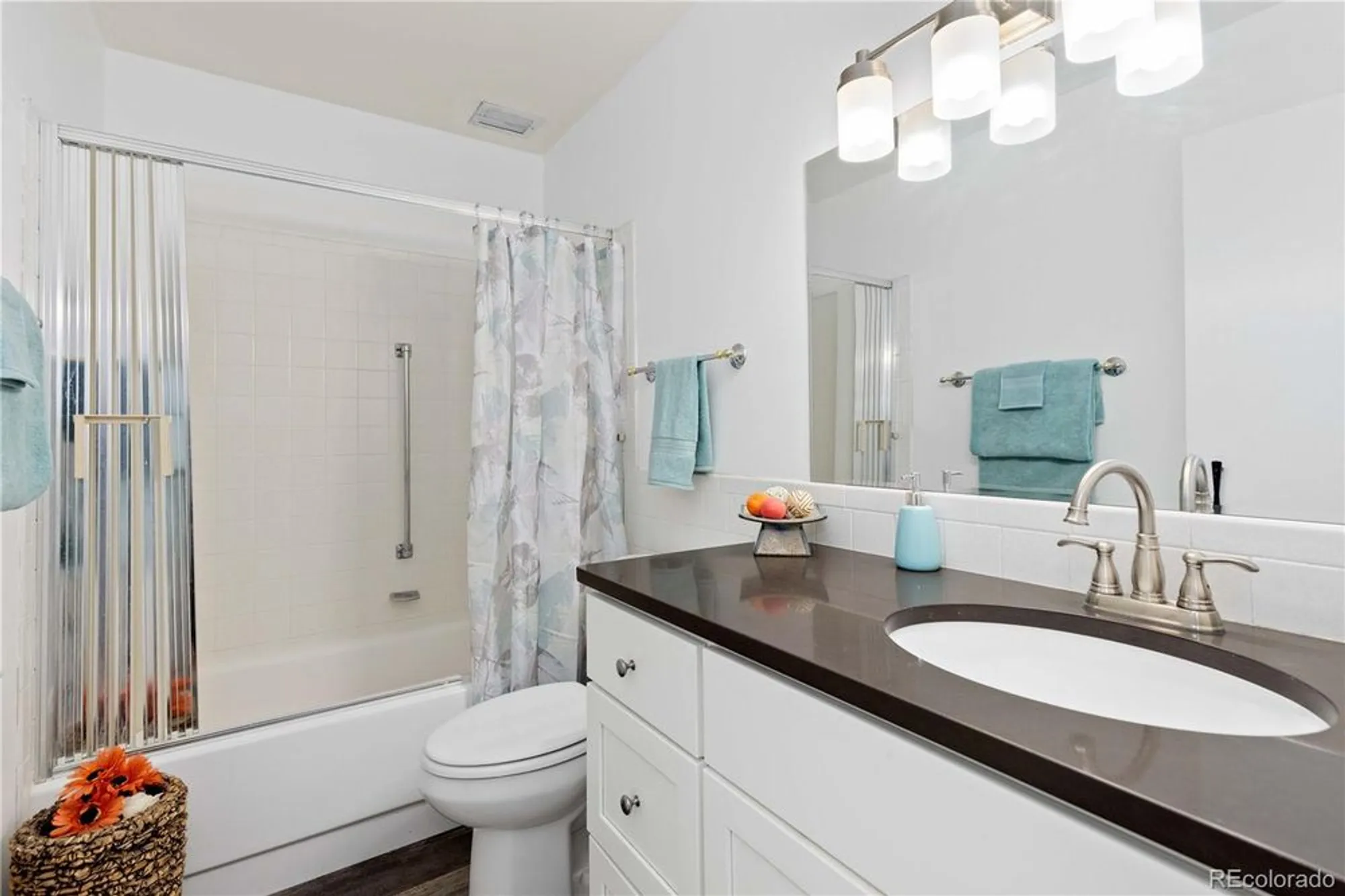 Property Slideshow image 24 of 48 | 755 s alton way 9d, Denver, CO, 80247