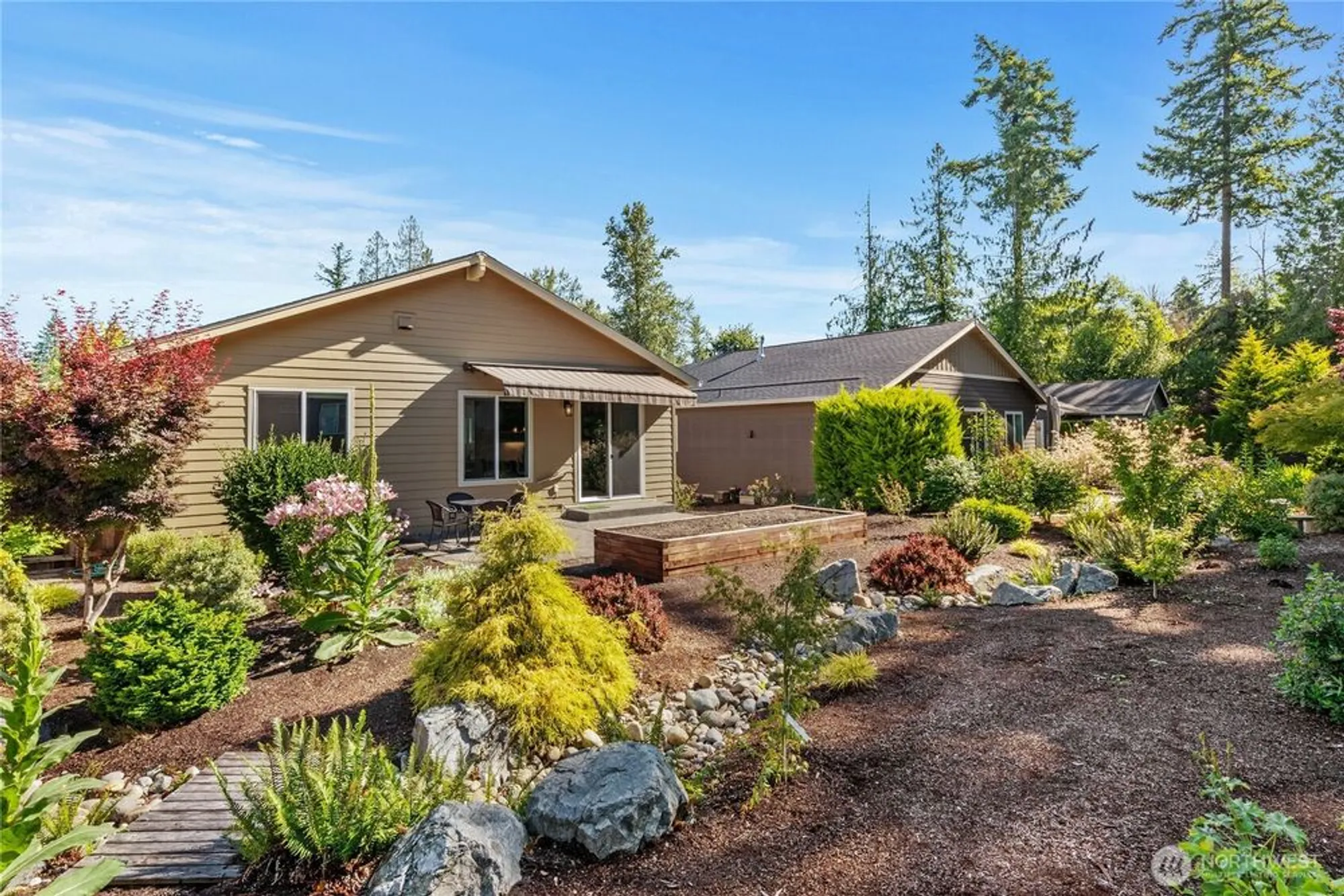 Property Slideshow image 26 of 28 | 18518 146th st, Bonney Lake, WA, 98391