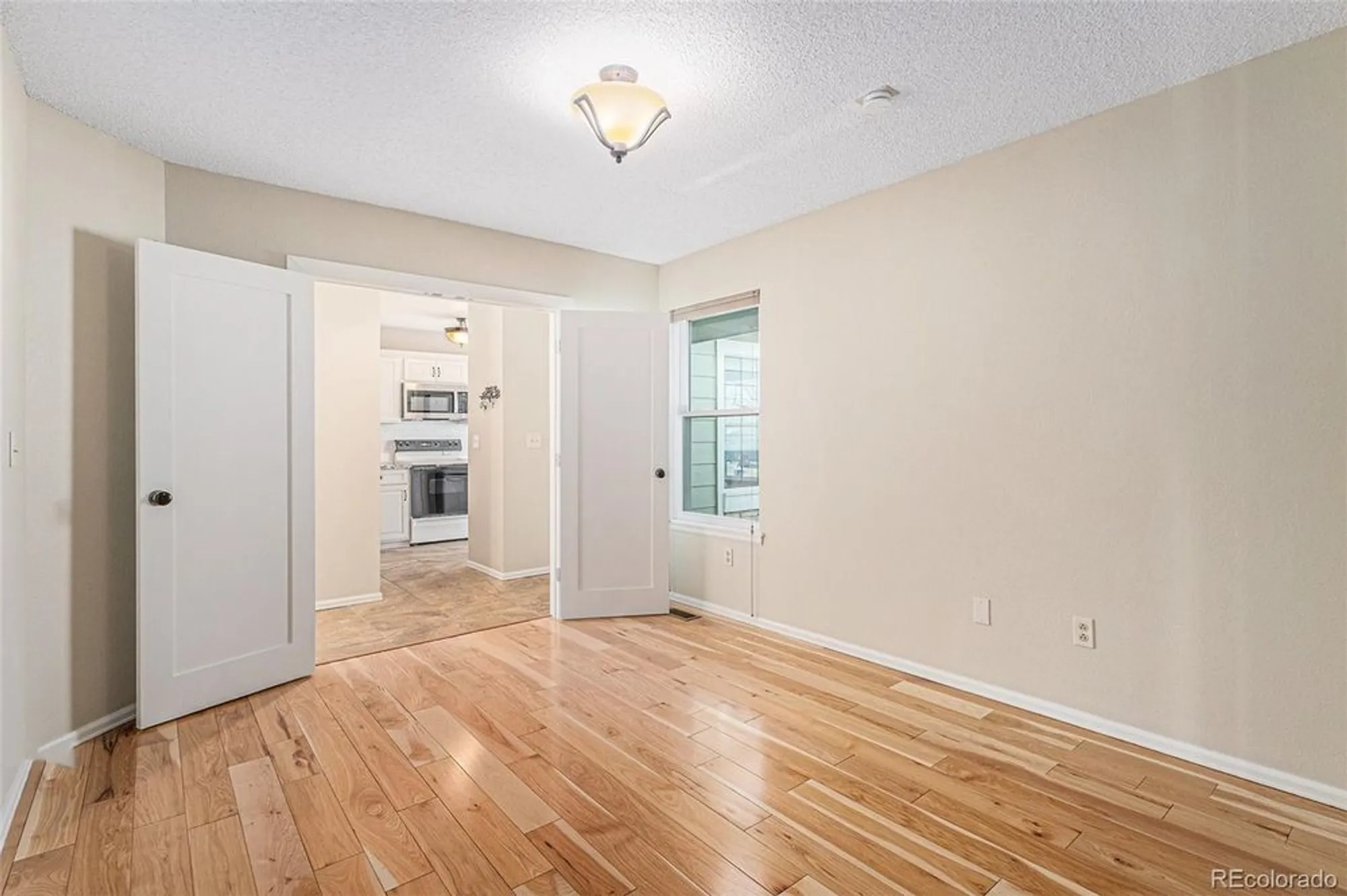 Property Slideshow image 11 of 25 | 16 shetland ct, Highlands Ranch, CO, 80130