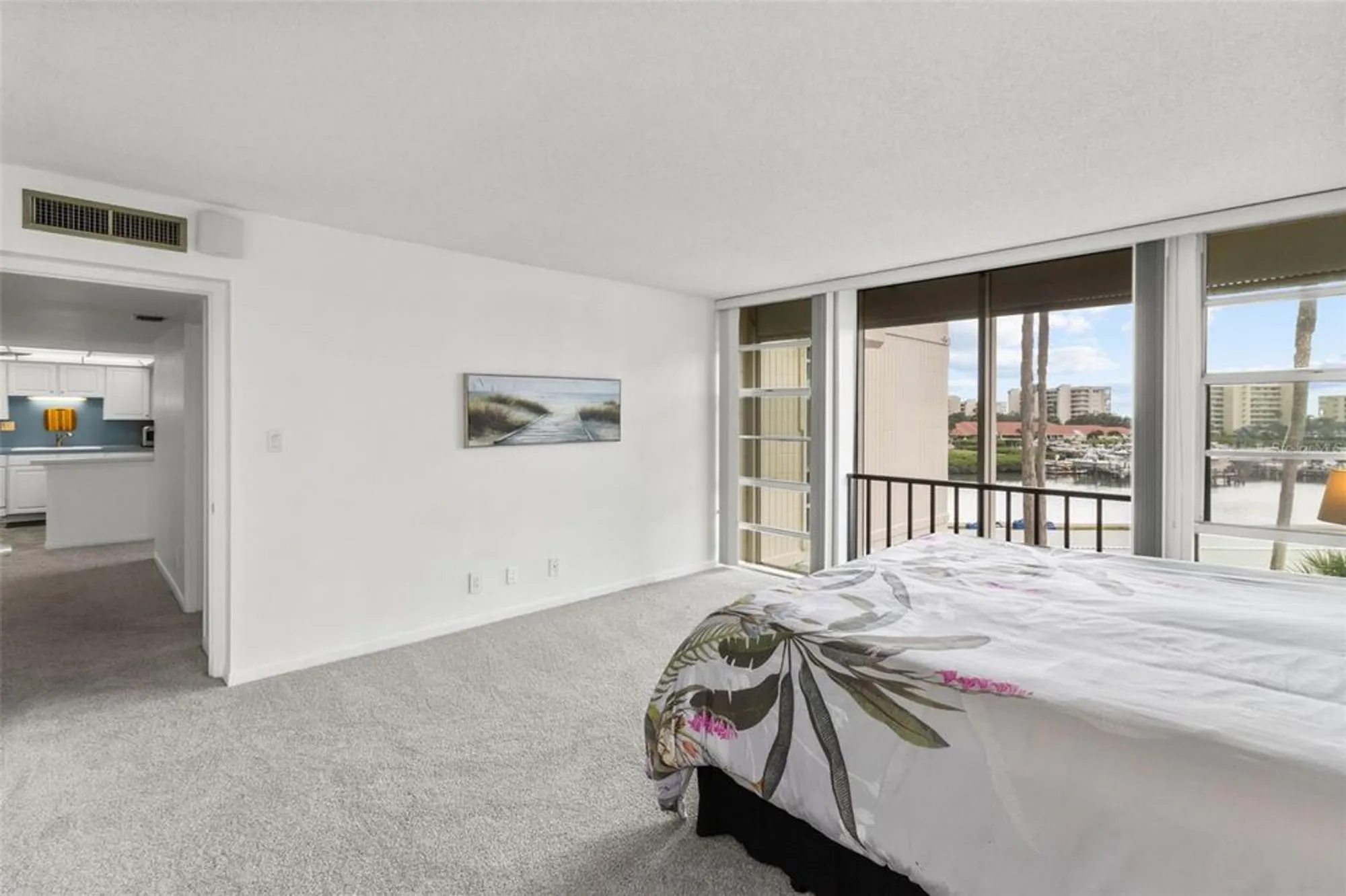 Property Slideshow image 34 of 58 | 7400 sun island dr 412, South Pasadena, FL, 33707