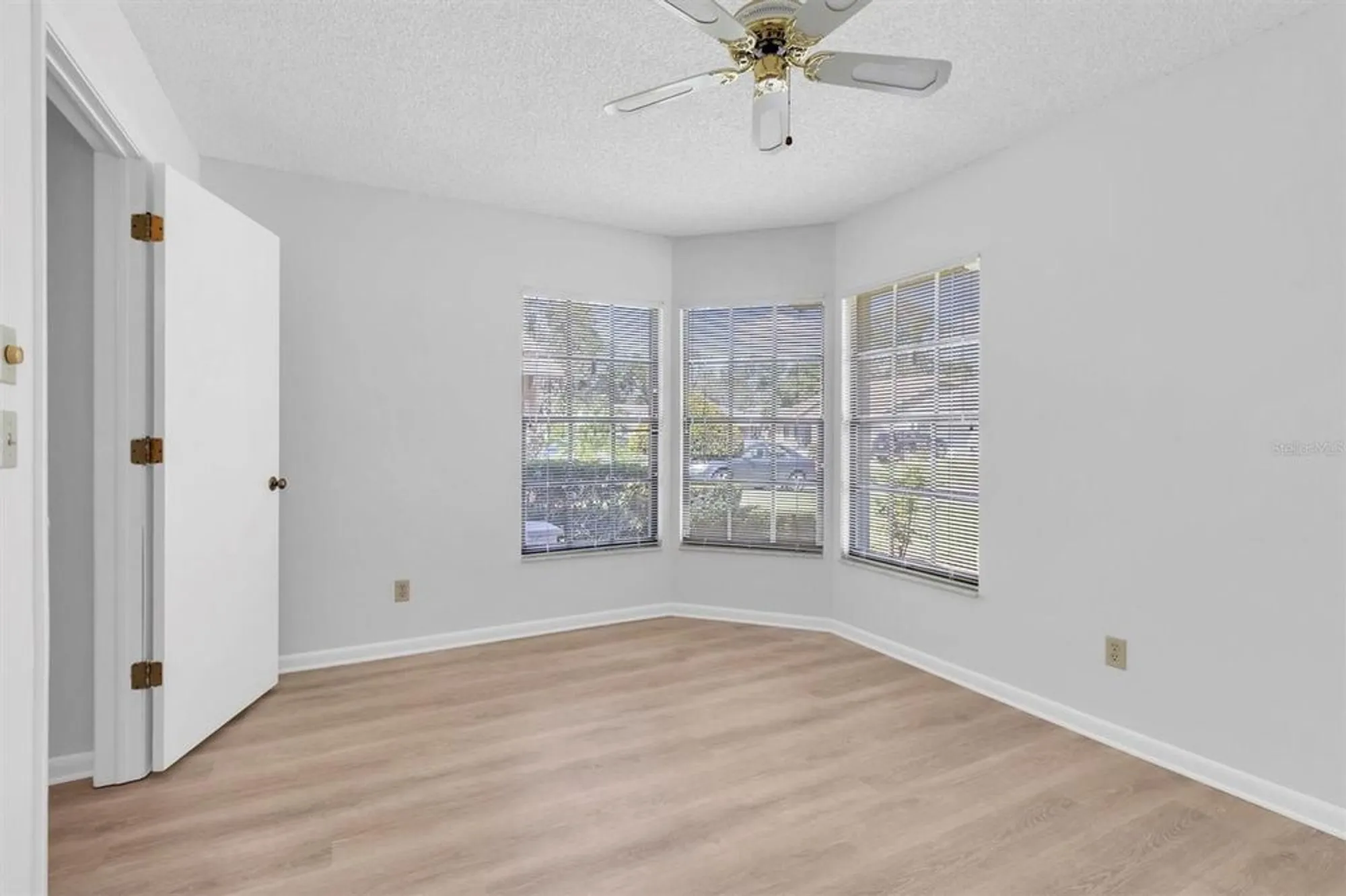 Property Slideshow image 18 of 25 | 11736 white ash dr, New Port Richey, FL, 34654