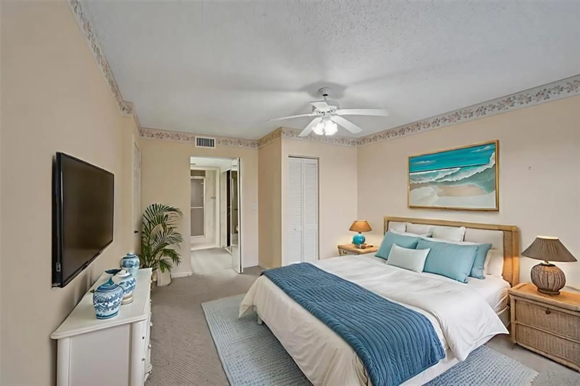 Property Slideshow image 3 of 61 | 9587 weldon cir apt b312, Fort Lauderdale, FL, 33321