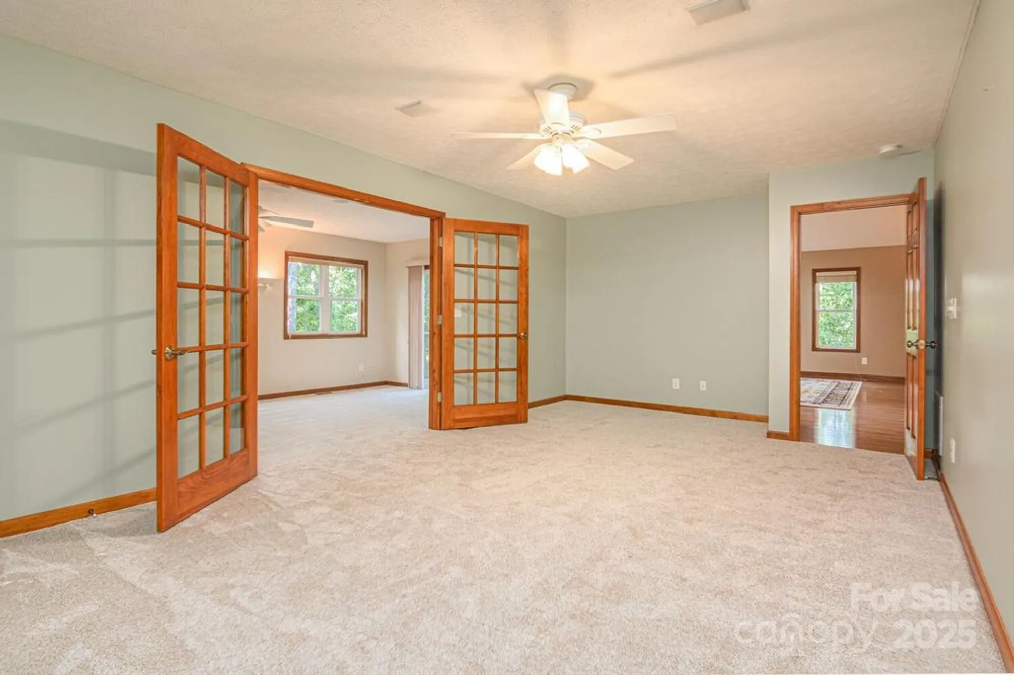 Property Slideshow image 12 of 46 | 299 carriage summitt way, Hendersonville, NC, 28791