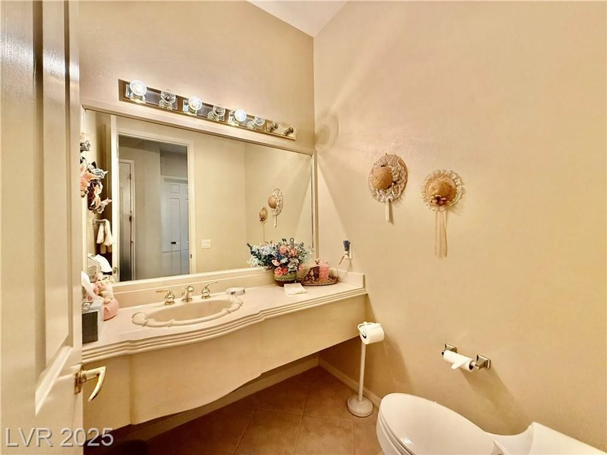 Property Slideshow image 47 of 51 | 2851 scotts valley dr, Henderson, NV, 89052