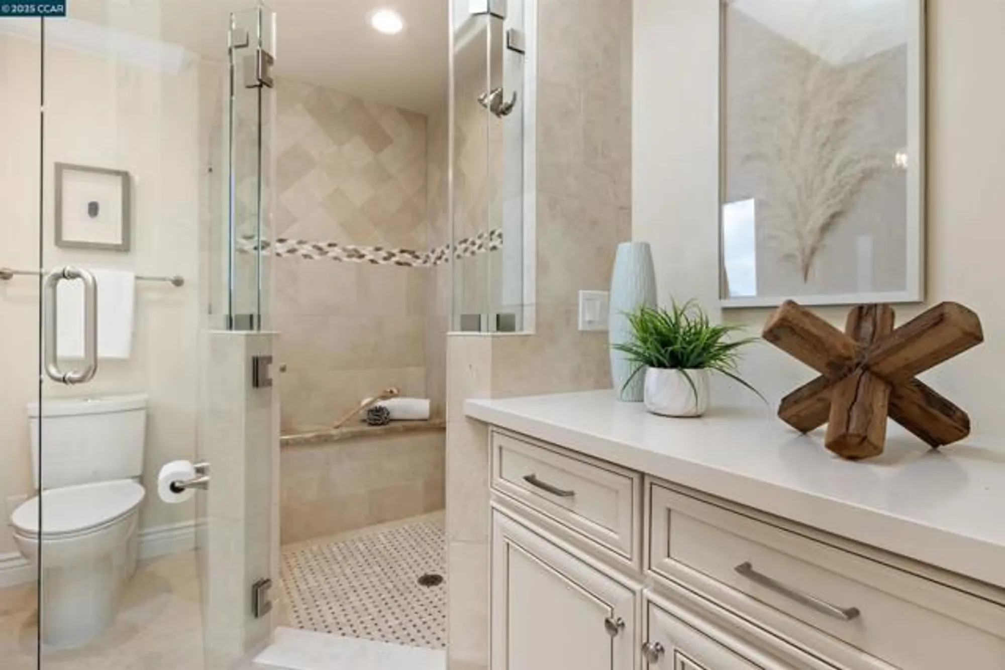 Property Slideshow image 29 of 58 | 2232 golden rain rd apt 1, Walnut Creek, CA, 94595