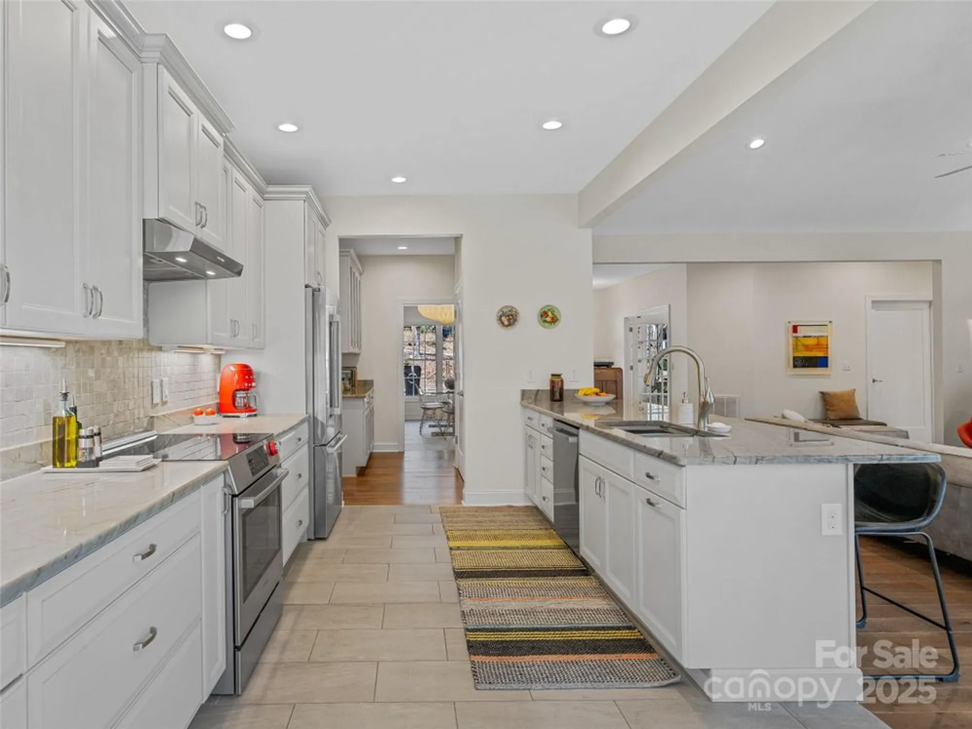 Property Slideshow image 15 of 32 | 2508 carriage falls ct, Hendersonville, NC, 28791