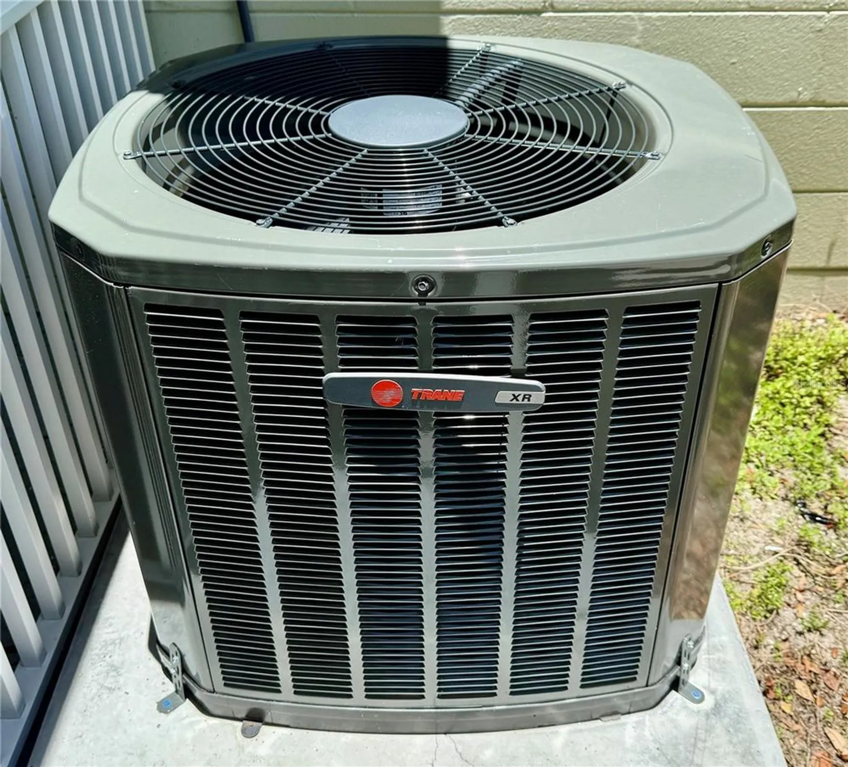 Property Slideshow image 28 of 49 | 2293 swedish dr 21, Clearwater, FL, 33763