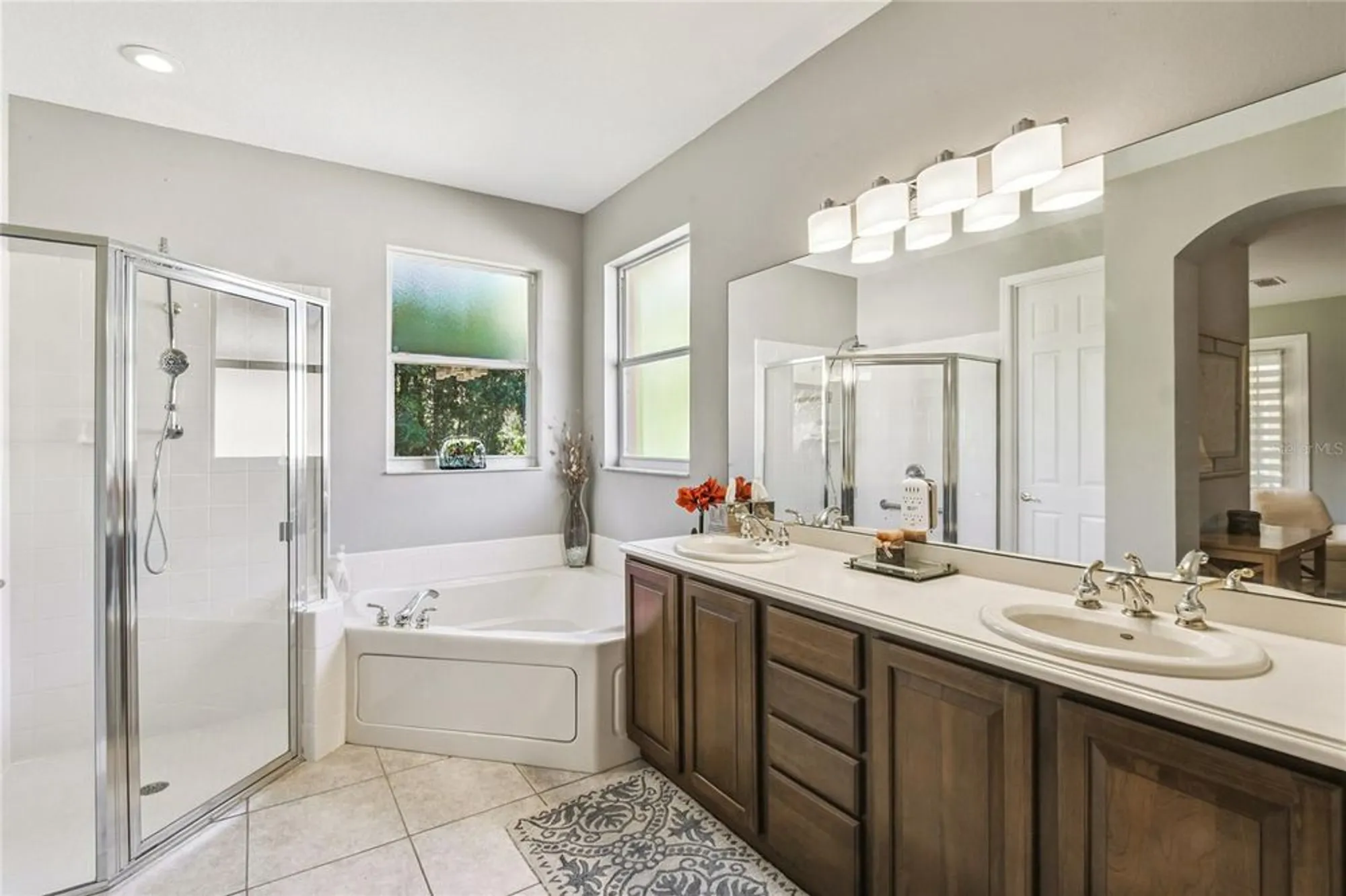 Property Slideshow image 27 of 66 | 350 balboa dr, Poinciana, FL, 34759