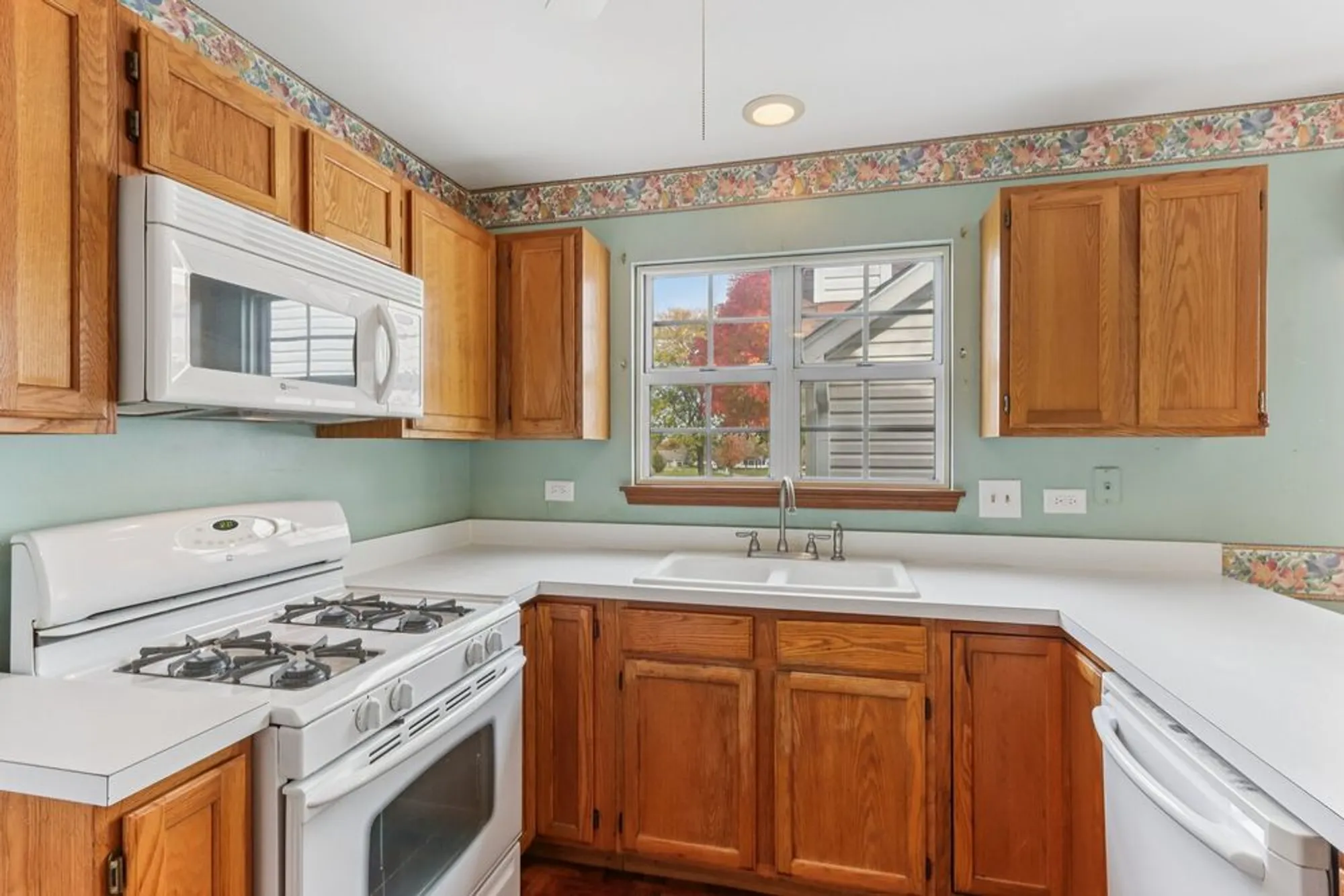 Property Slideshow image 11 of 39 | 13434 redberry cir, Plainfield, IL, 60544