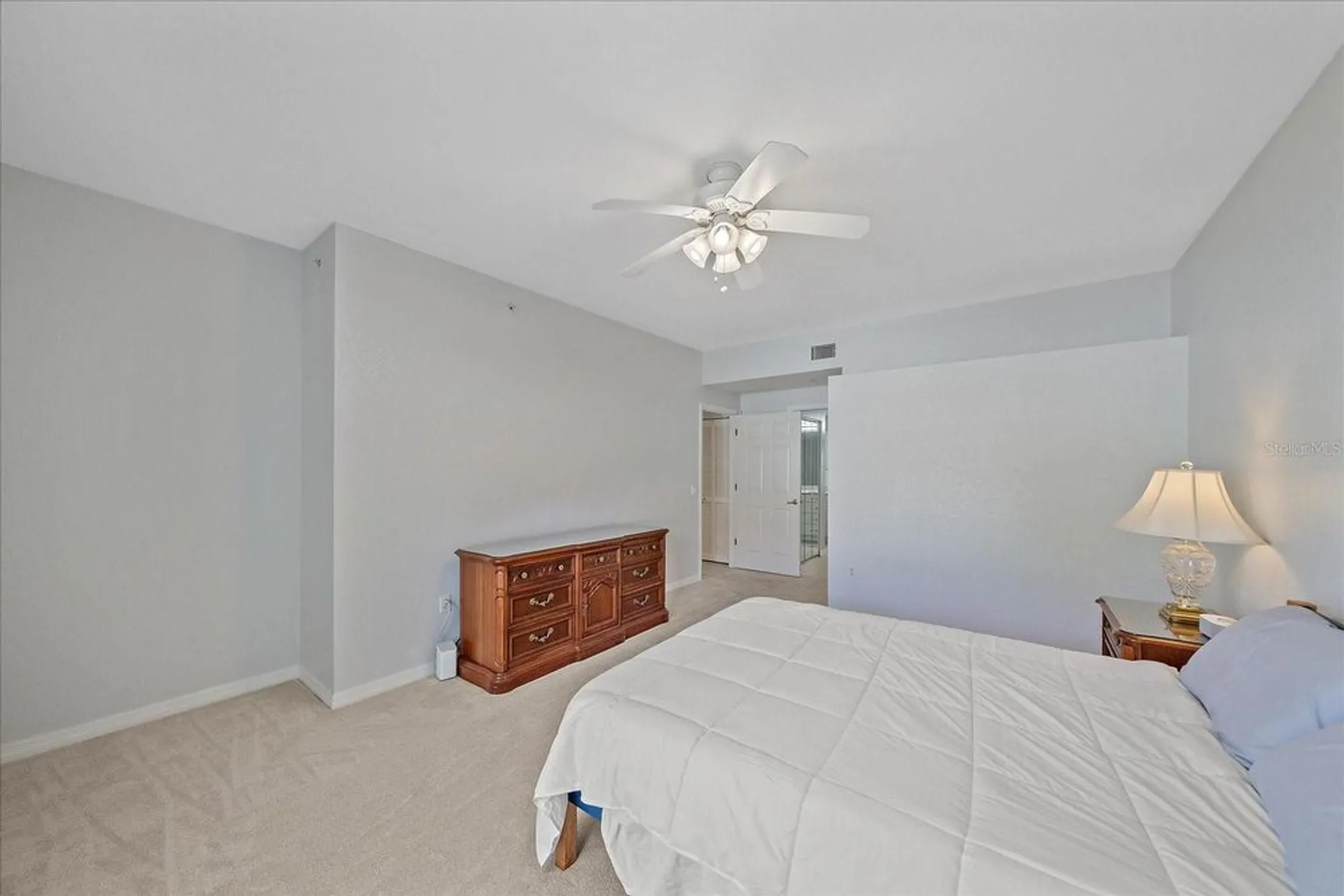Property Slideshow image 17 of 36 | 7123 cedar hollow cir, Bradenton, FL, 34203