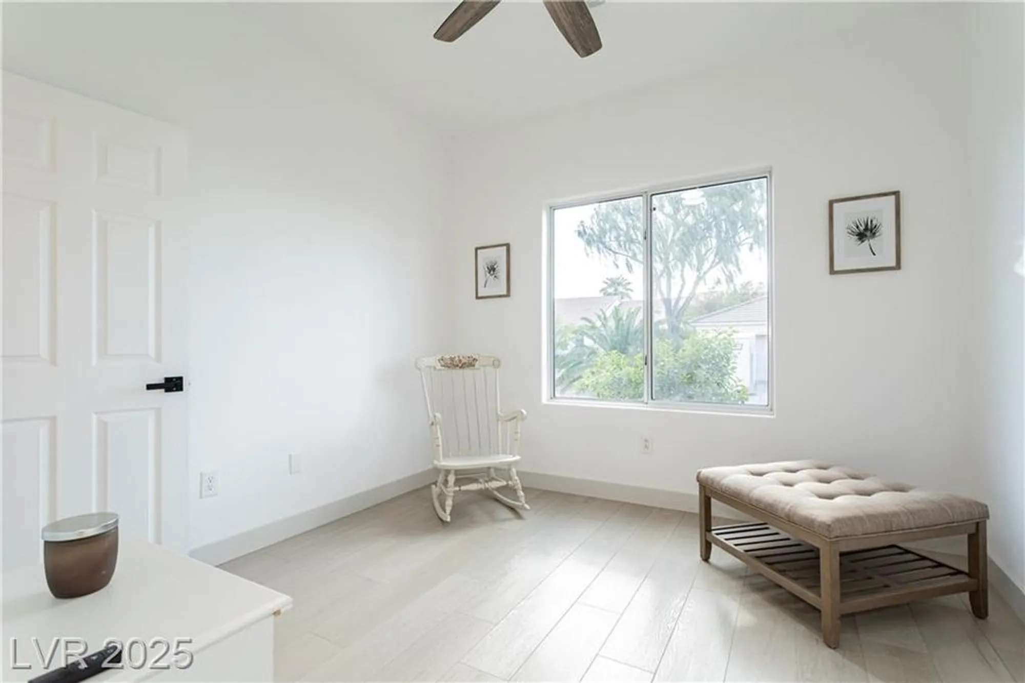 Property Slideshow image 47 of 72 | 2589 evansville ave, Henderson, NV, 89052