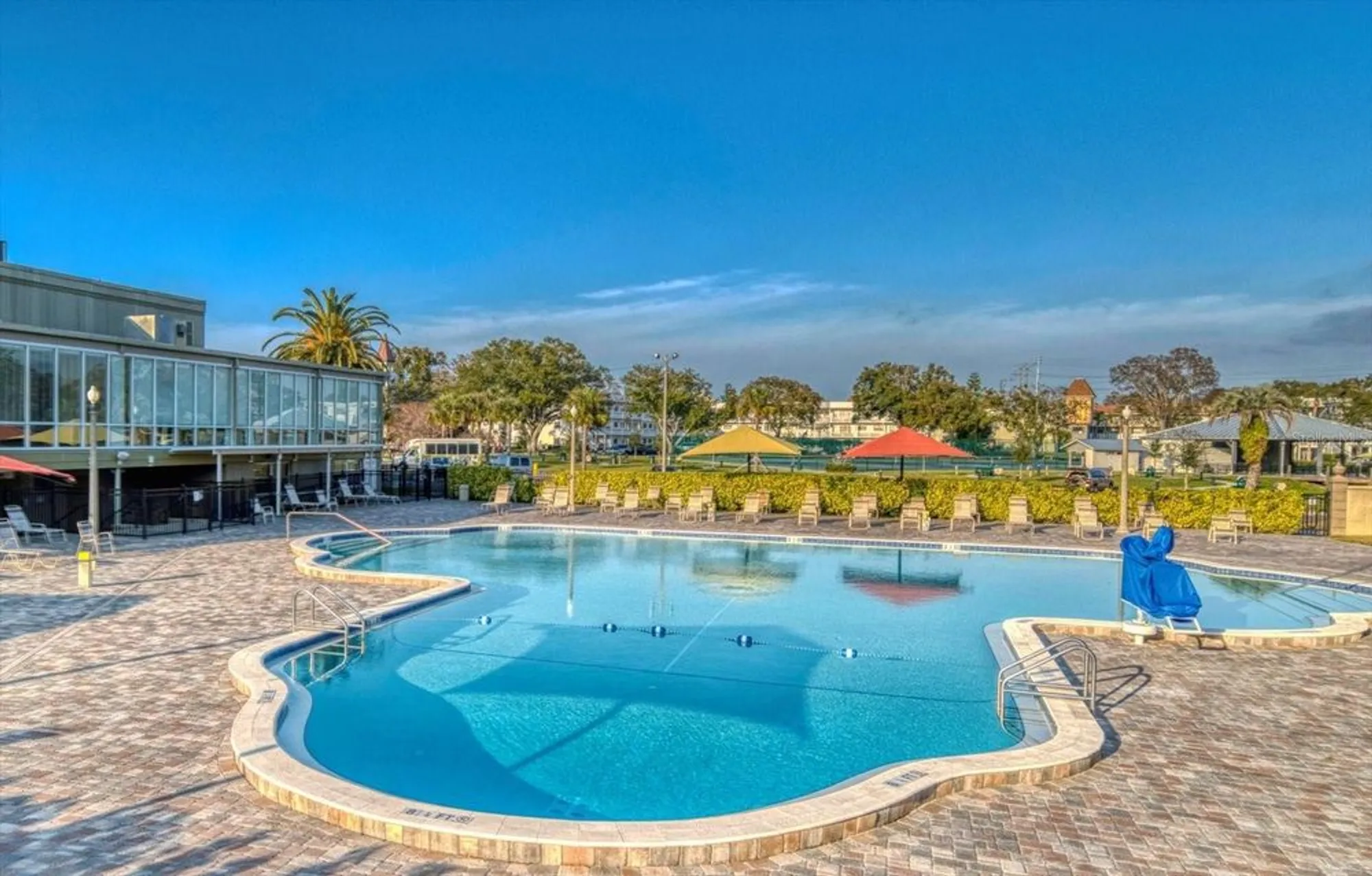 Property Slideshow image 19 of 34 | 2466 ecuadorian way 38, Clearwater, FL, 33763
