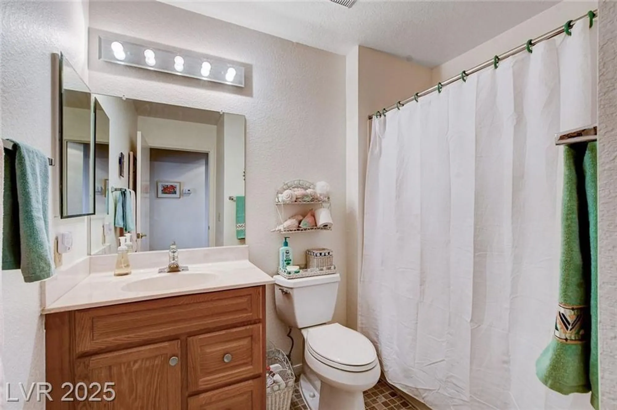 Property Slideshow image 3 of 33 | 9053 gemstone dr, Las Vegas, NV, 89134