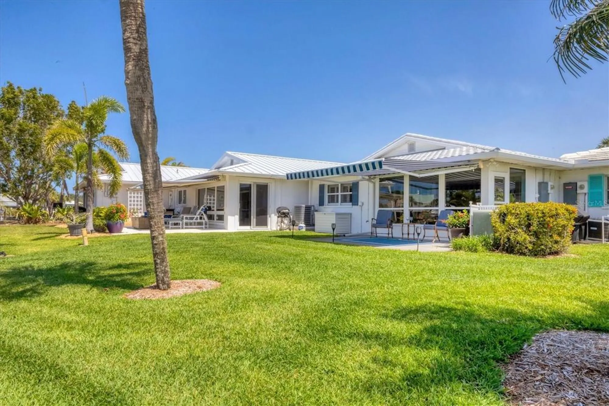 Property Slideshow image 34 of 53 | 608 fair winds dr, Nokomis, FL, 34275