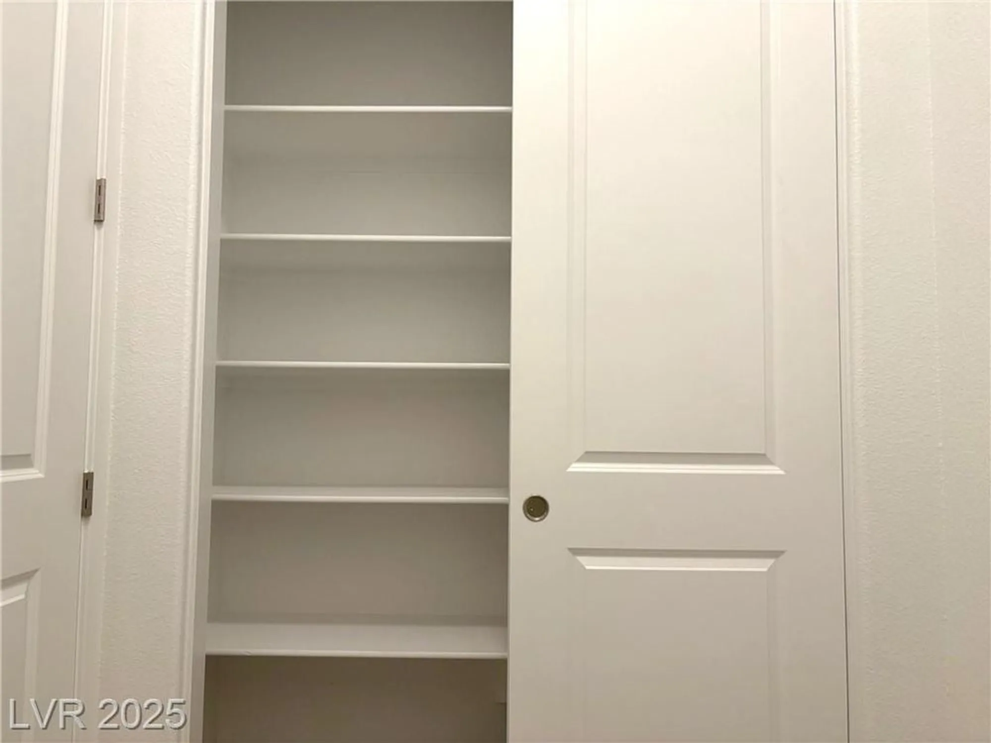 Property Slideshow image 19 of 28 | 5715 victoria falls dr, Pahrump, NV, 89061