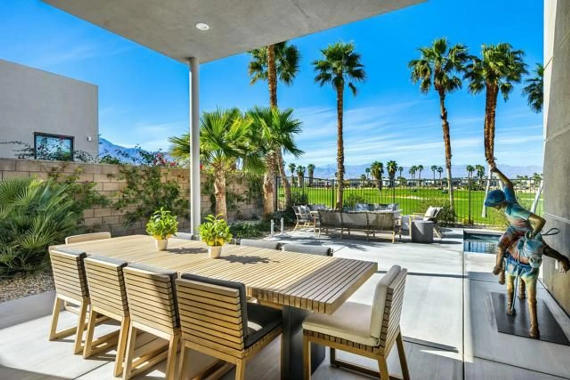 Property Slideshow image 16 of 58 | 4401 lumina way, Palm Springs, CA, 92262