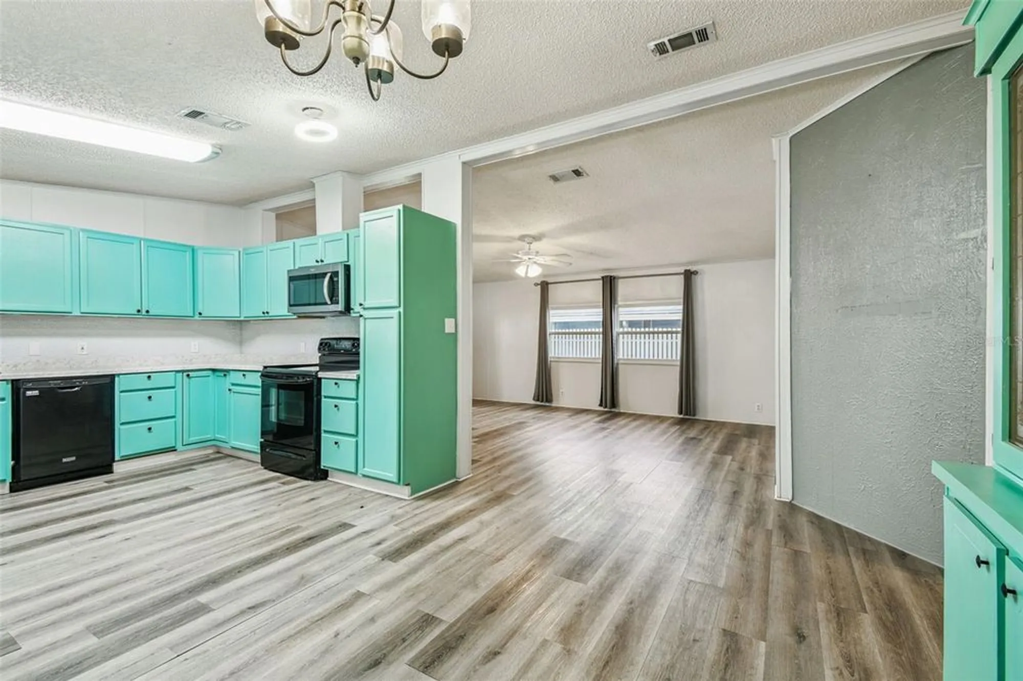 Property Slideshow image 26 of 77 | 1811 sherwood hill dr, Lakeland, FL, 33810