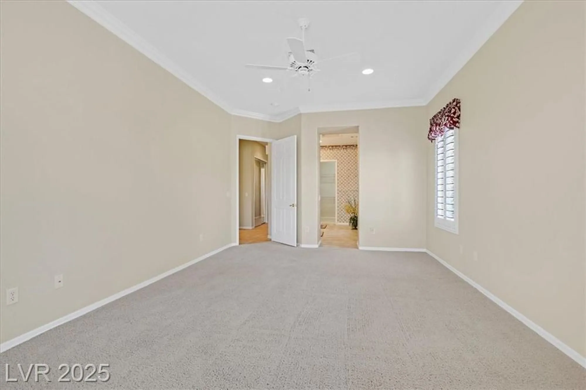 Property Slideshow image 19 of 64 | 2899 brook trout ct, Henderson, NV, 89052