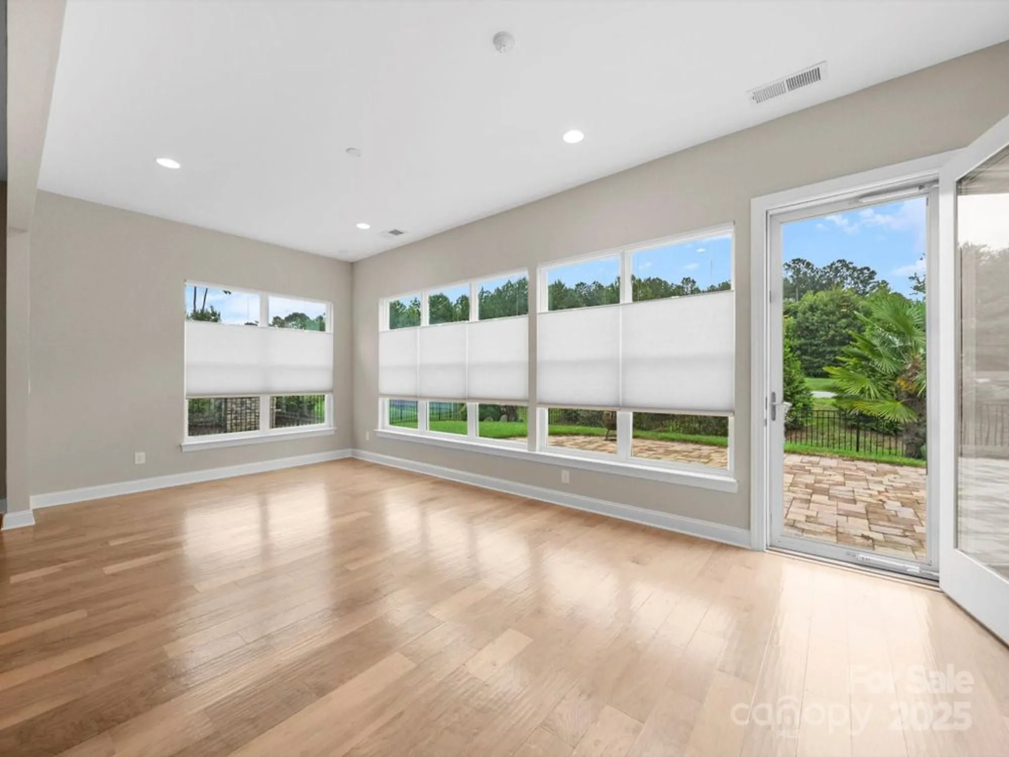 Property Slideshow image 28 of 44 | 253 stone mountain way, Denver, NC, 28037