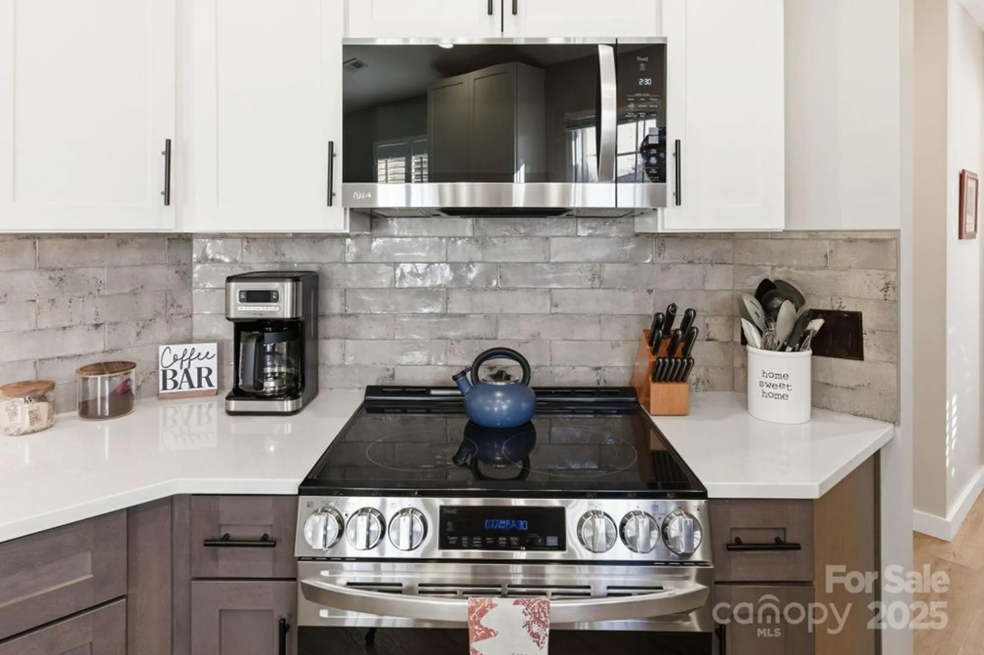 Property Slideshow image 4 of 40 | 11c heather way, Candler, NC, 28715