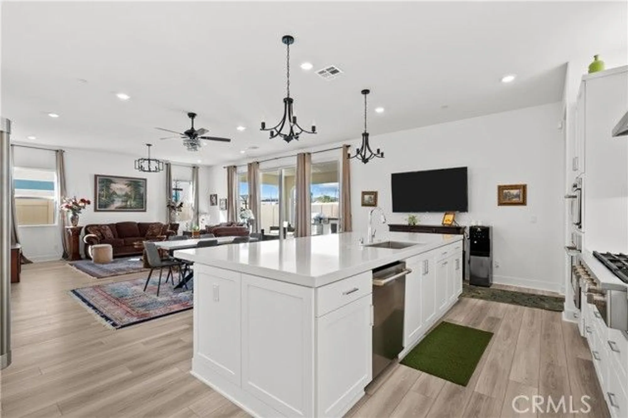 Property Slideshow image 5 of 46 | 24513 via sendero, Valencia, CA, 91354