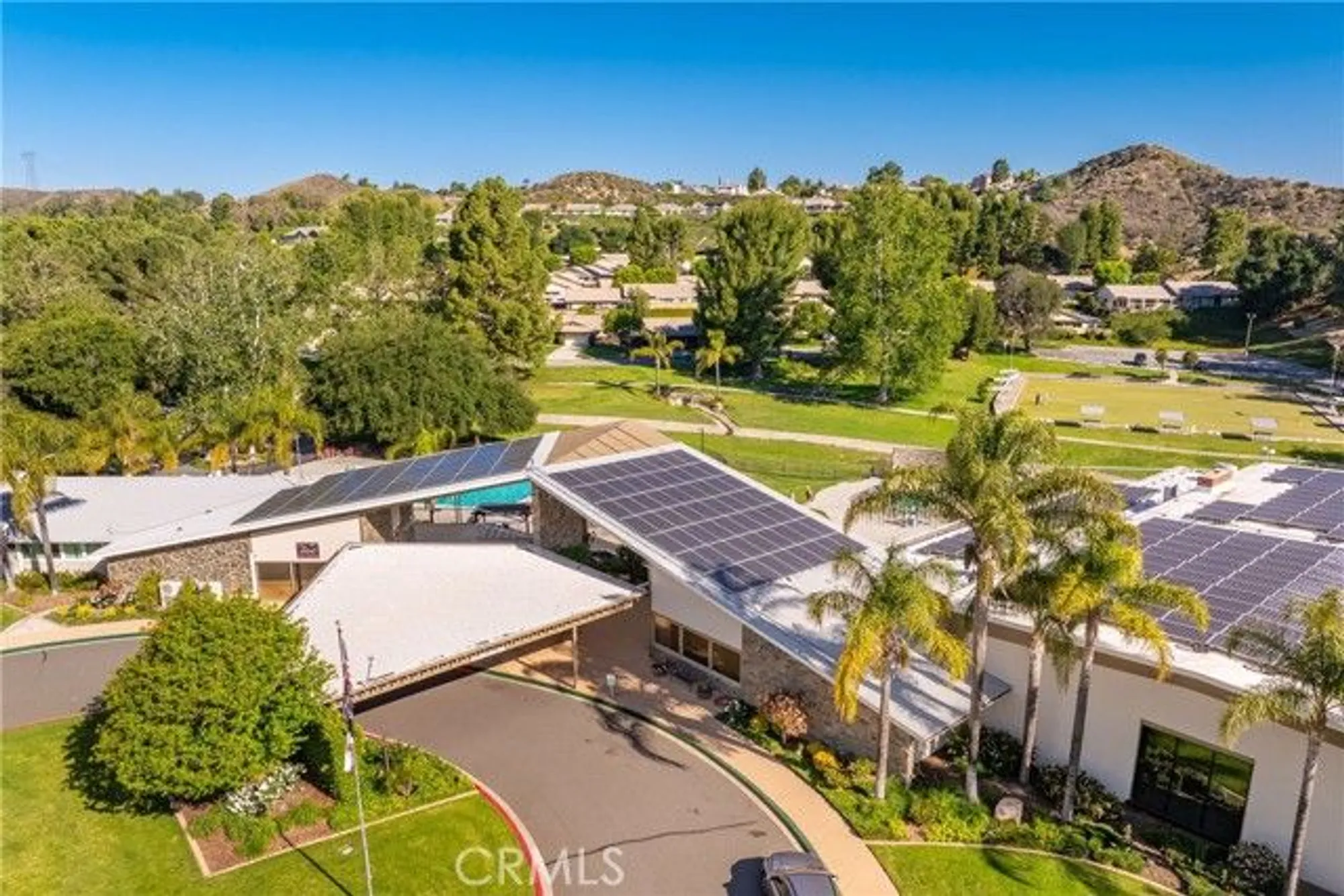 Property Slideshow image 32 of 41 | 19828 spanish oak dr, Newhall, CA, 91321