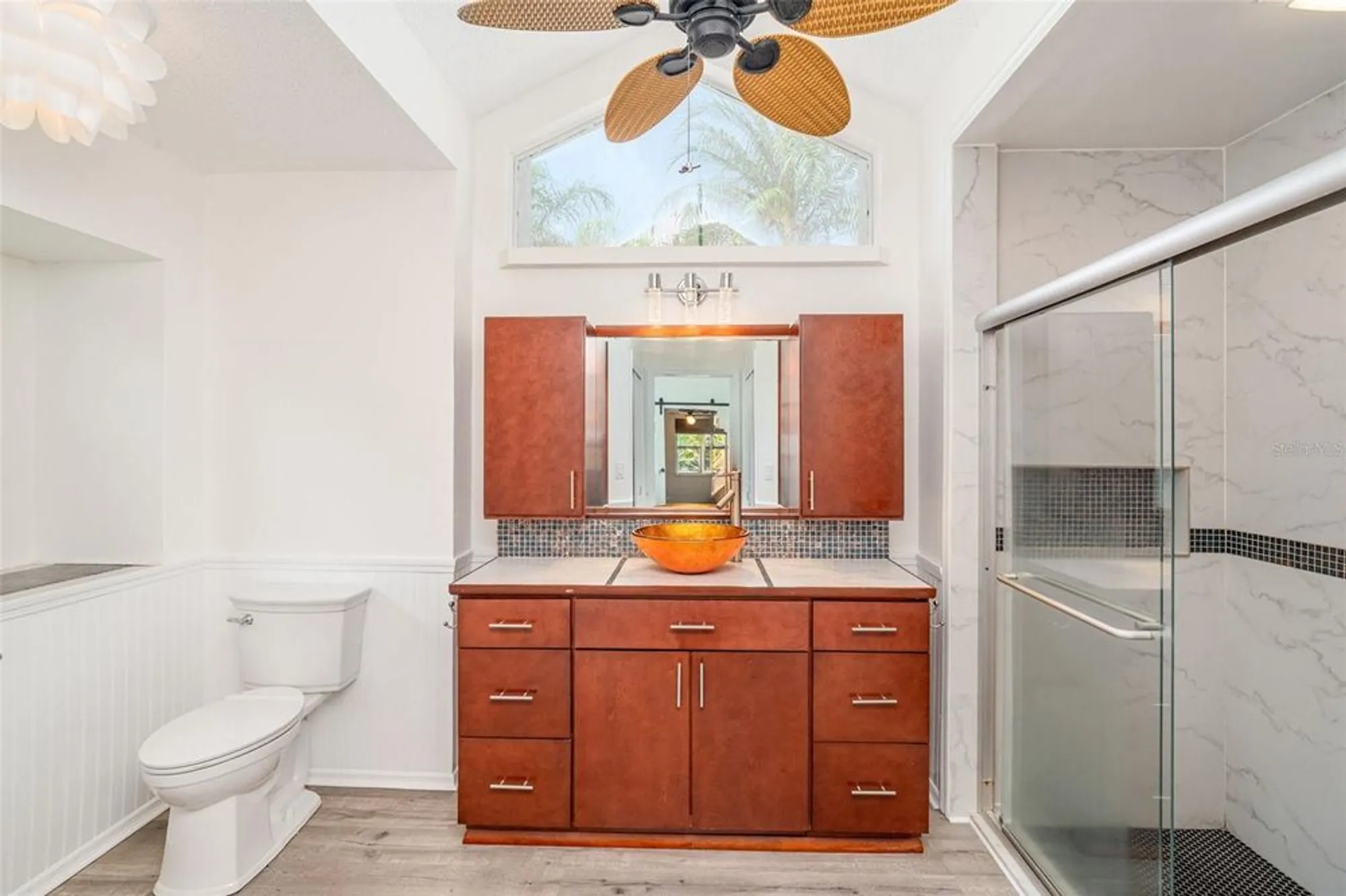 Property Slideshow image 21 of 31 | 2048 berry roberts dr, Sun City Center, FL, 33573