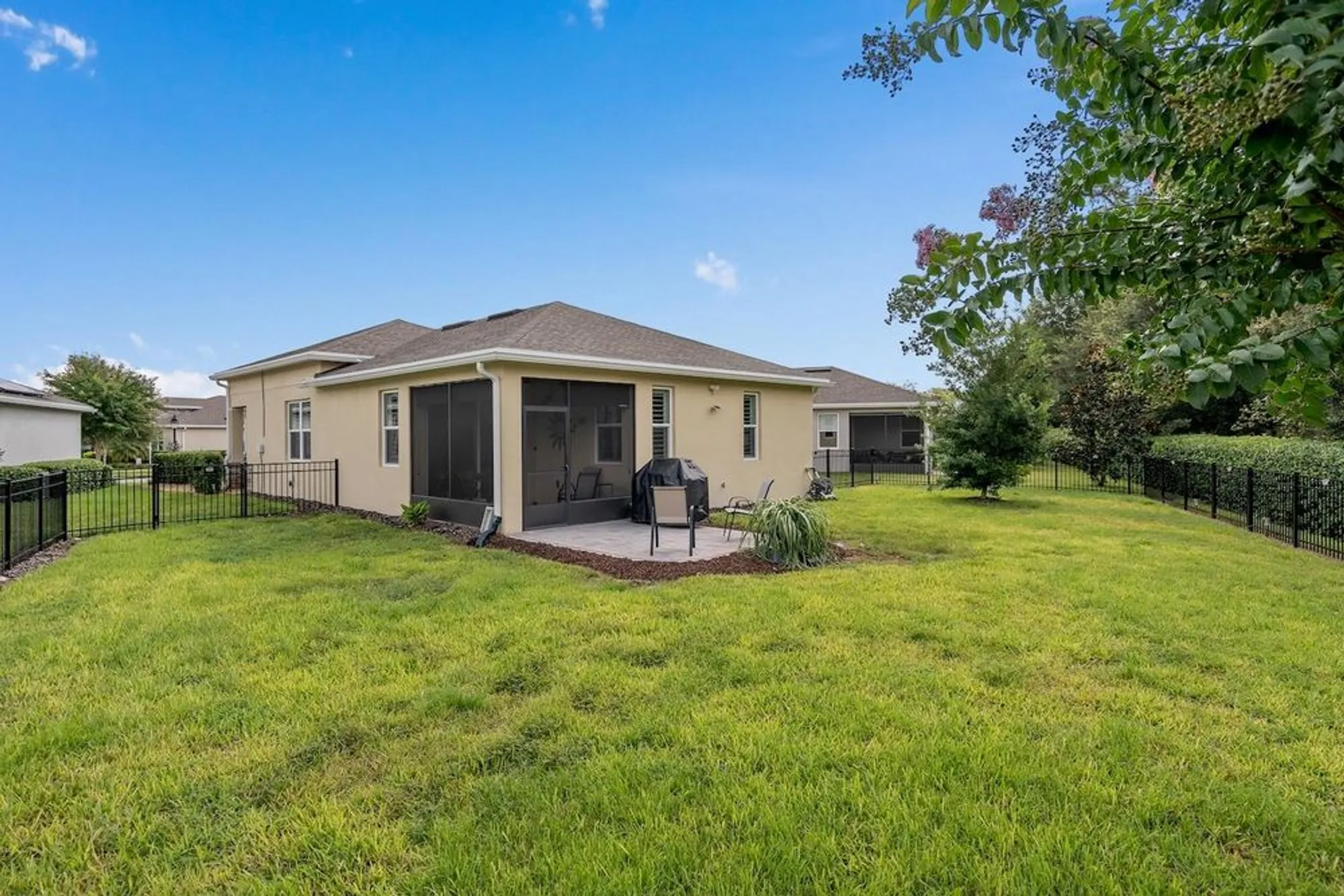 Property Slideshow image 28 of 36 | 213 old moss cir, Deland, FL, 32724