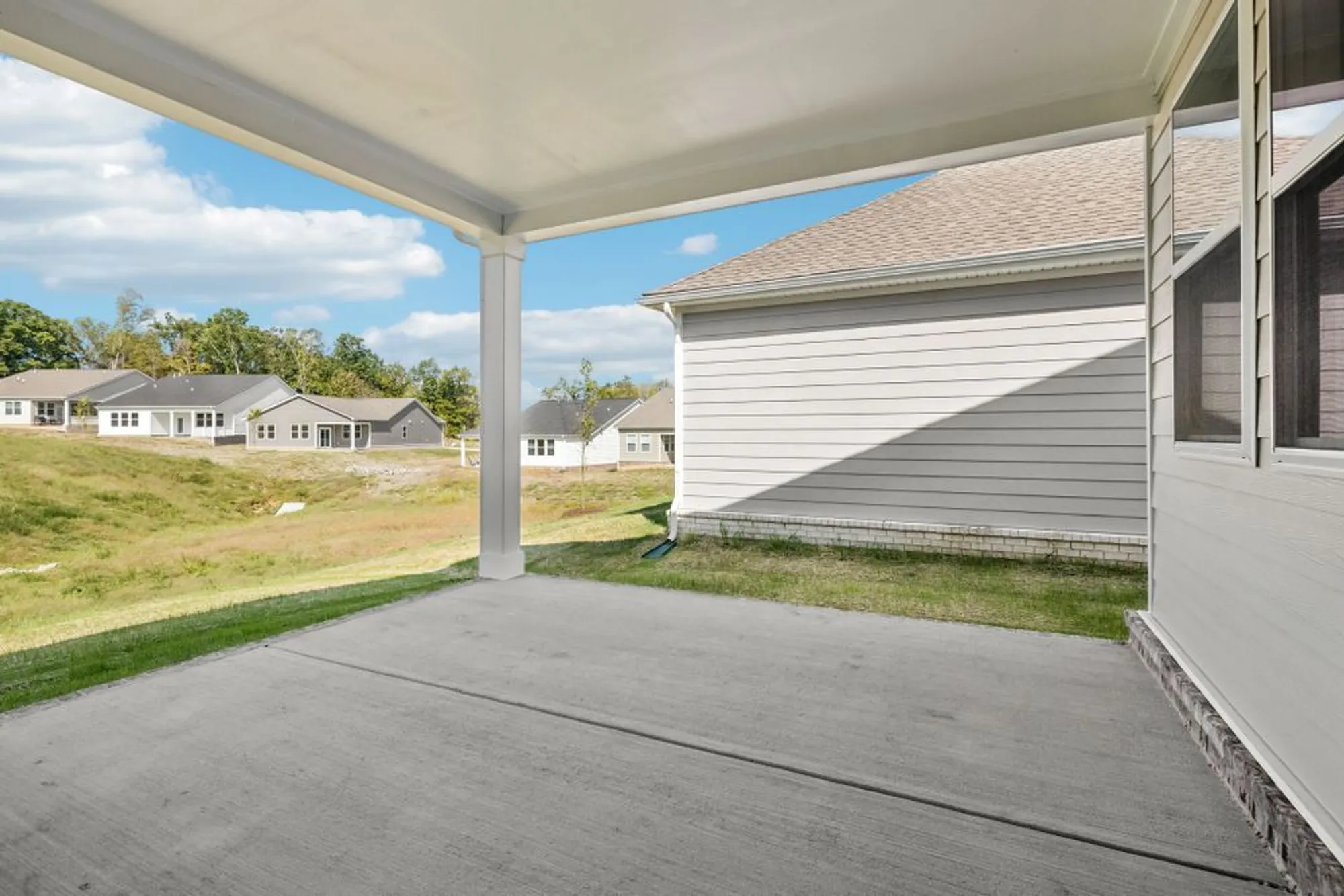 Property Slideshow image 42 of 50 | 360 stonehaus cir, Antioch, TN, 37013