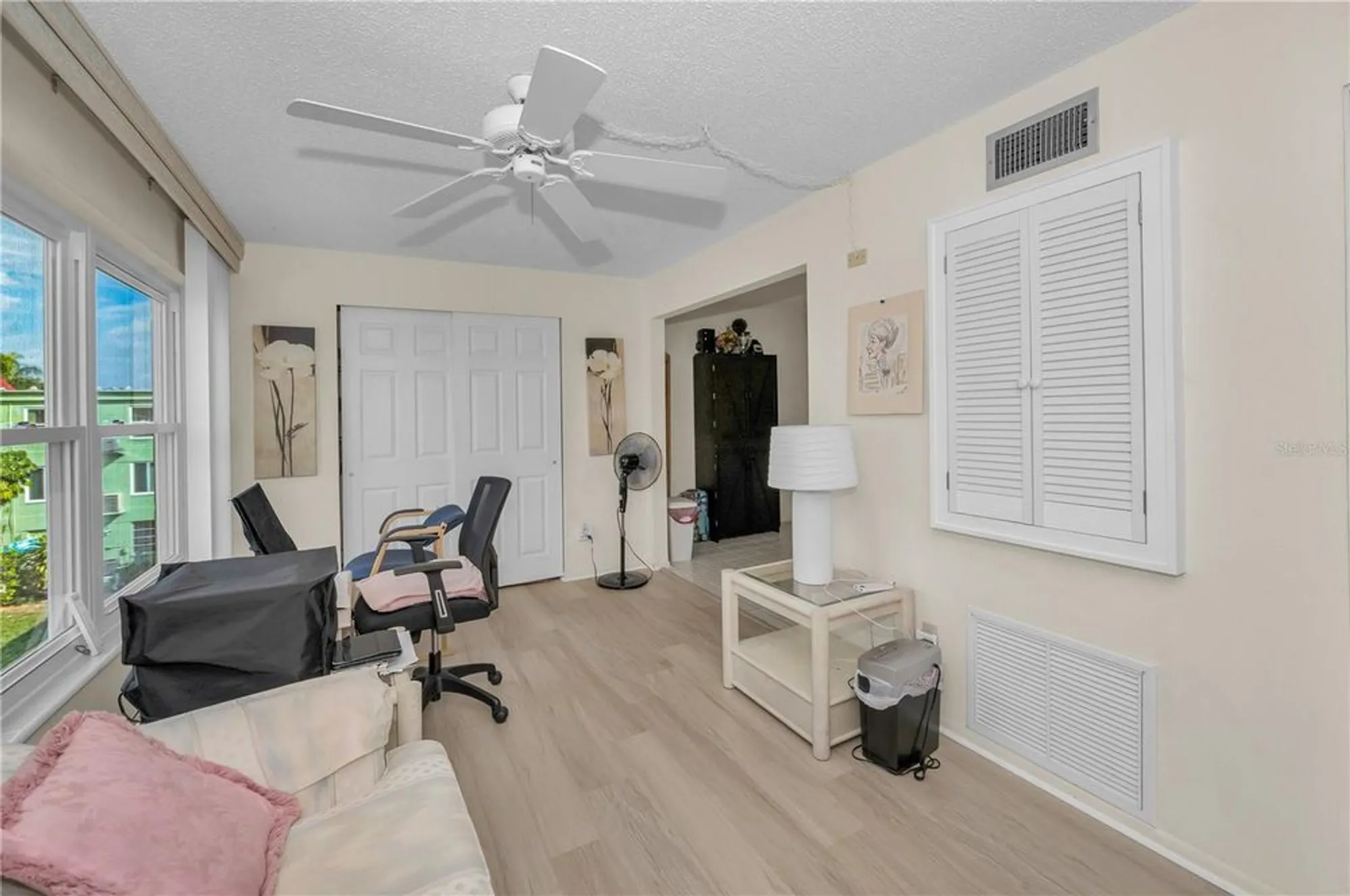 Property Slideshow image 18 of 74 | 2358 ecuadorian way 52, Clearwater, FL, 33763