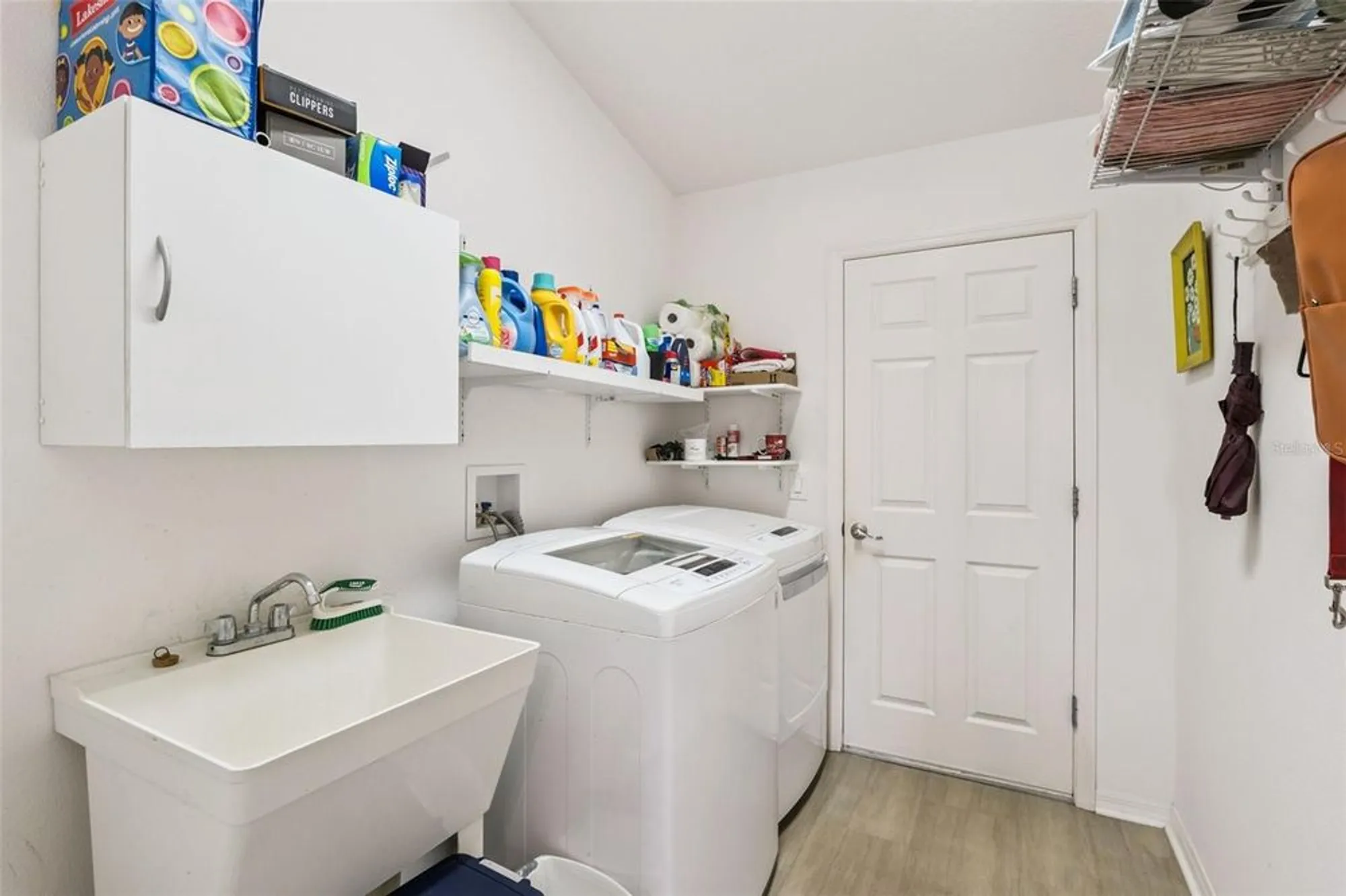 Property Slideshow image 36 of 75 | 909 abaco path, The Villages, FL, 32163