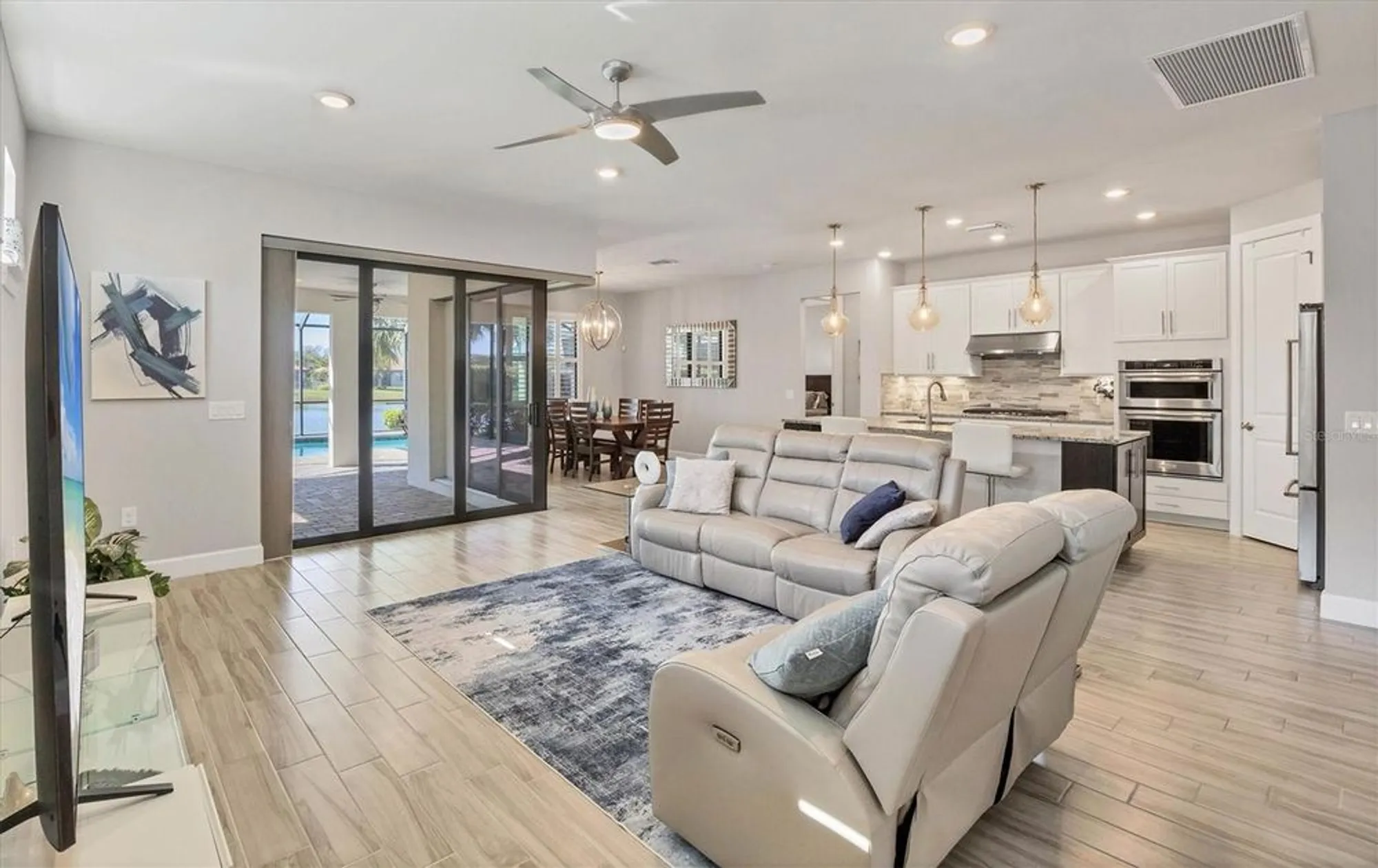 Property Slideshow image 7 of 73 | 7332 chester trl, Bradenton, FL, 34202