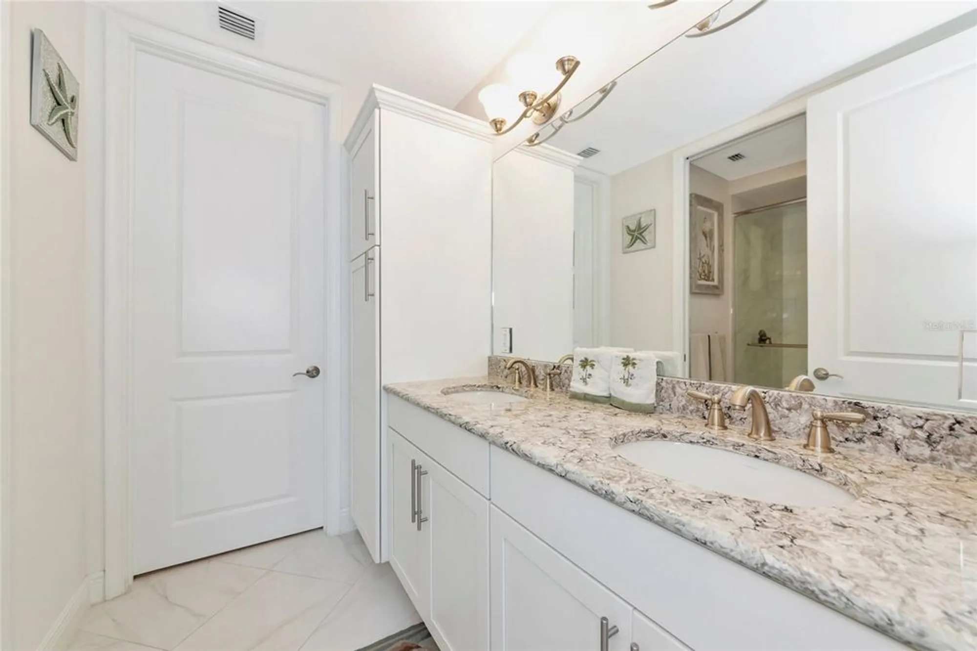 Property Slideshow image 18 of 78 | 395 aruba cir 203, Bradenton, FL, 34209