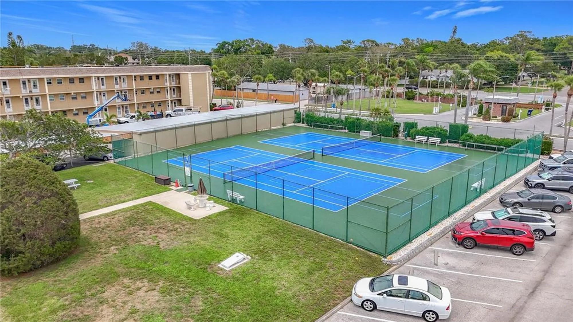 Property Slideshow image 31 of 39 | 1 boca ciega point blvd apt 215, St Petersburg, FL, 33708