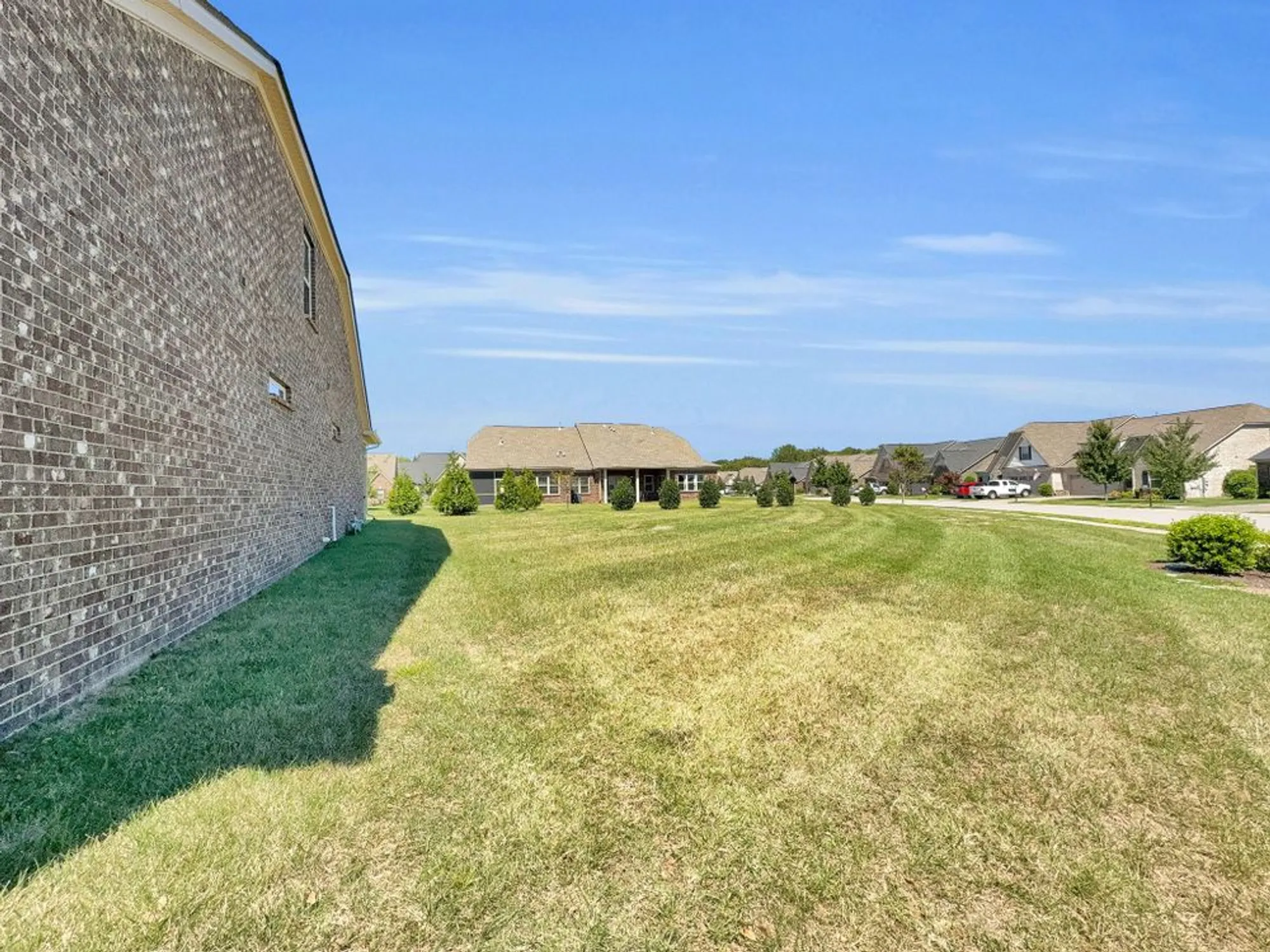 Property Slideshow image 27 of 30 | 1397 whispering oaks dr, Lebanon, TN, 37090