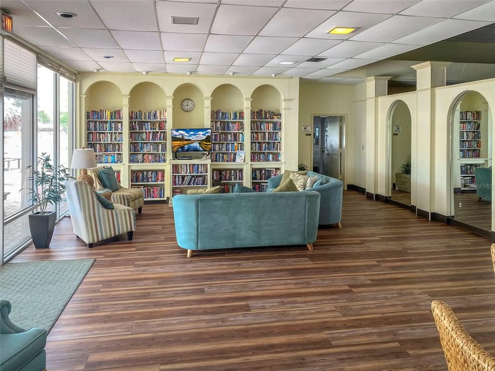 Property Slideshow image 25 of 33 | 4550 cove cir apt 1003, St Petersburg, FL, 33708