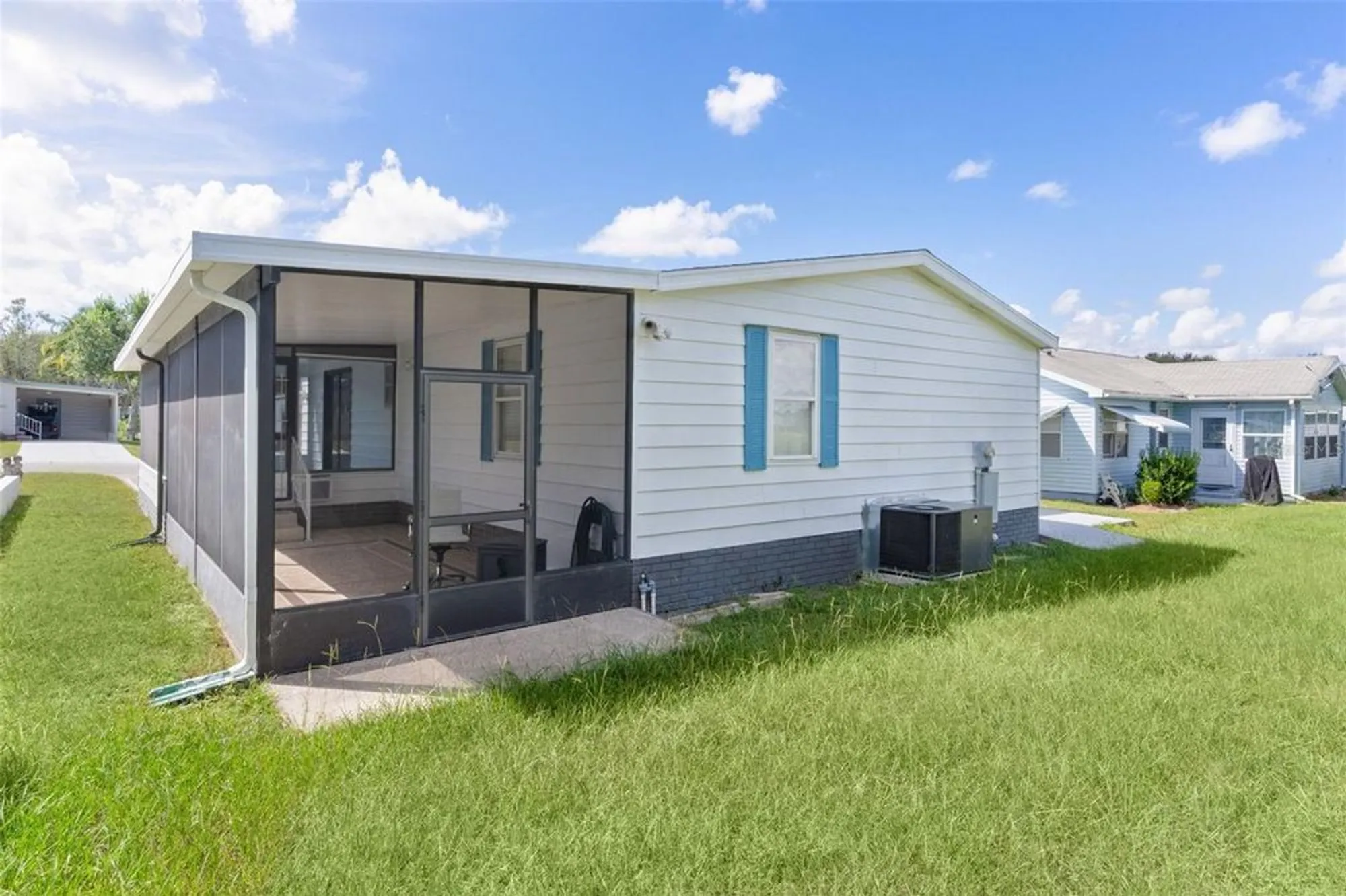 Property Slideshow image 36 of 46 | 817 hibiscus dr, The Villages, FL, 32159