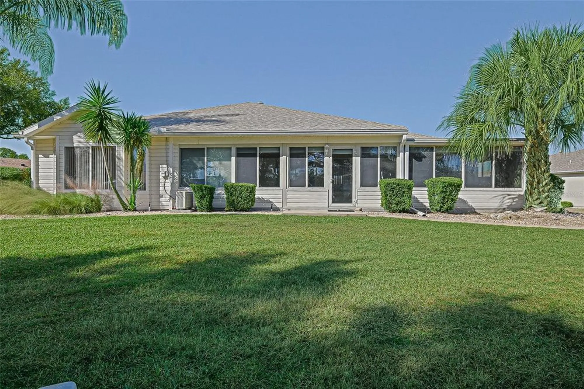 Property Slideshow image 7 of 89 | 13863 se 85th cir, Summerfield, FL, 34491