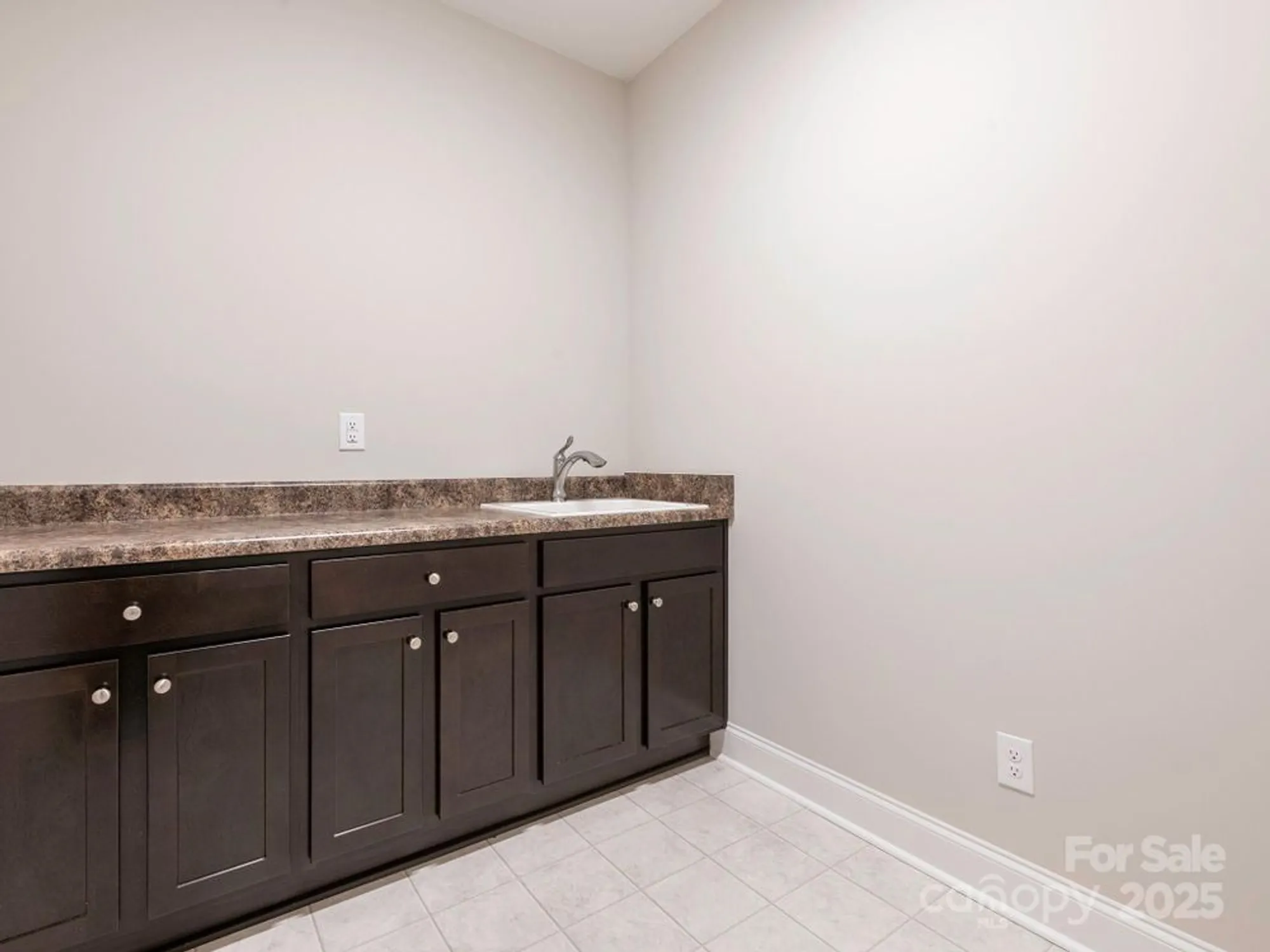 Property Slideshow image 39 of 48 | 1346 millview ln, Matthews, NC, 28104